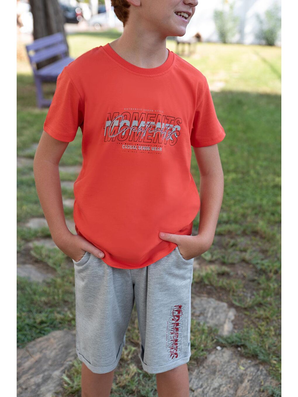 Kırmızı Erkek Çocuk Şortlu Takım Yazı Baskılı Beli Lastikli Narçiçeği (8-14 Yaş)-2