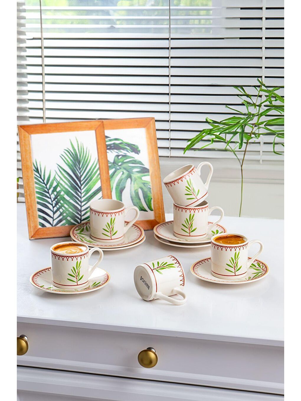 Karışık Porselen  Fincan Takımı-Desenli Türk Kahve   Fincan  Takımı-6 Kişilik 90 cc-1