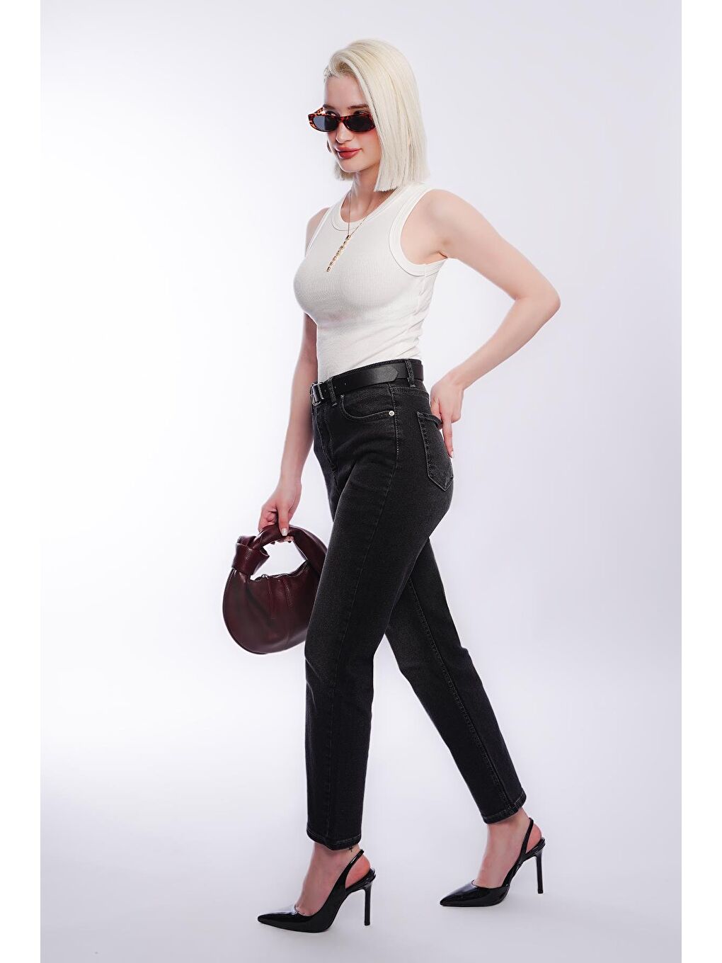 Siyah Slim Fit Kadın Mom Jean Mg1738-2