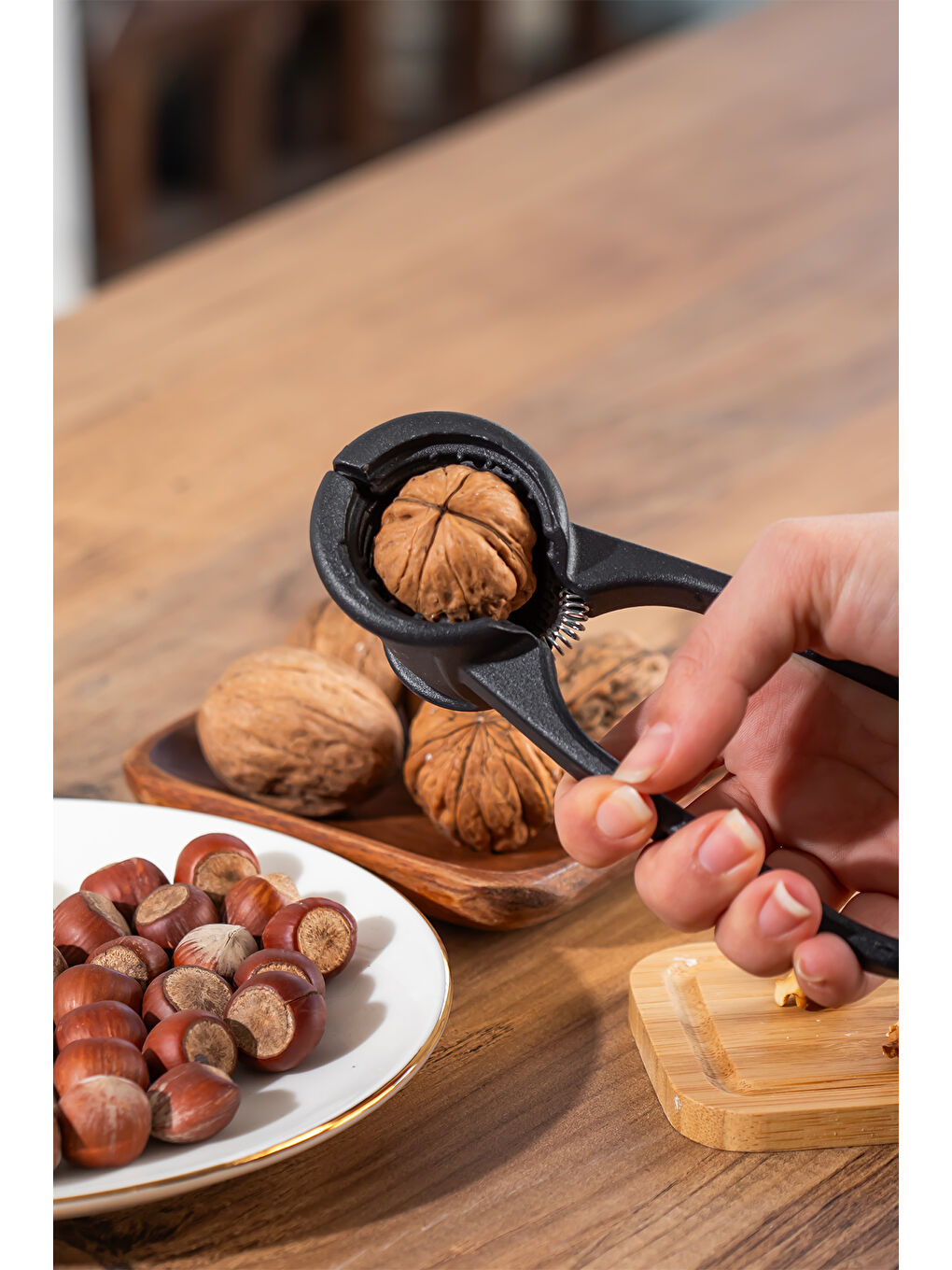 Siyah Mini Terminatör Döküm 2'li Fındık ve Ceviz Kıracağı Paslanmaz Ceviz ve Fındık Kıracak-2