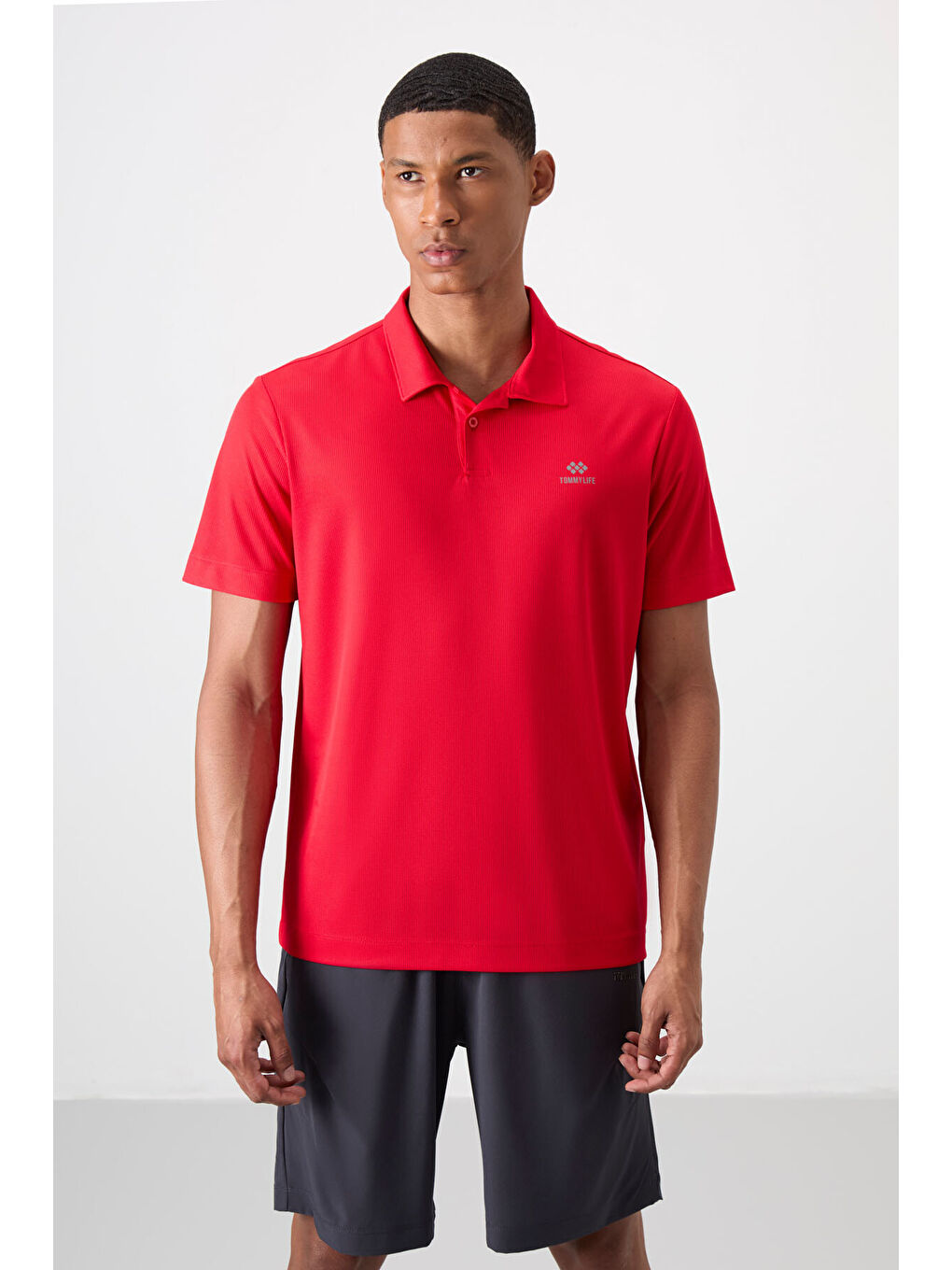 Kırmızı Logo Baskılı Standart Kalıp Polo Yaka Aktif Spor Erkek Tişört - 88252