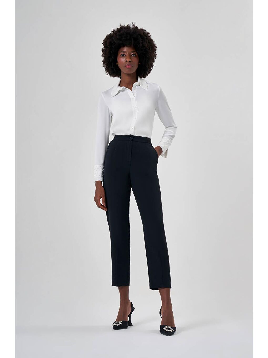 Mizalle Keten Dokulu Fit Siyah Pantolon - 1
