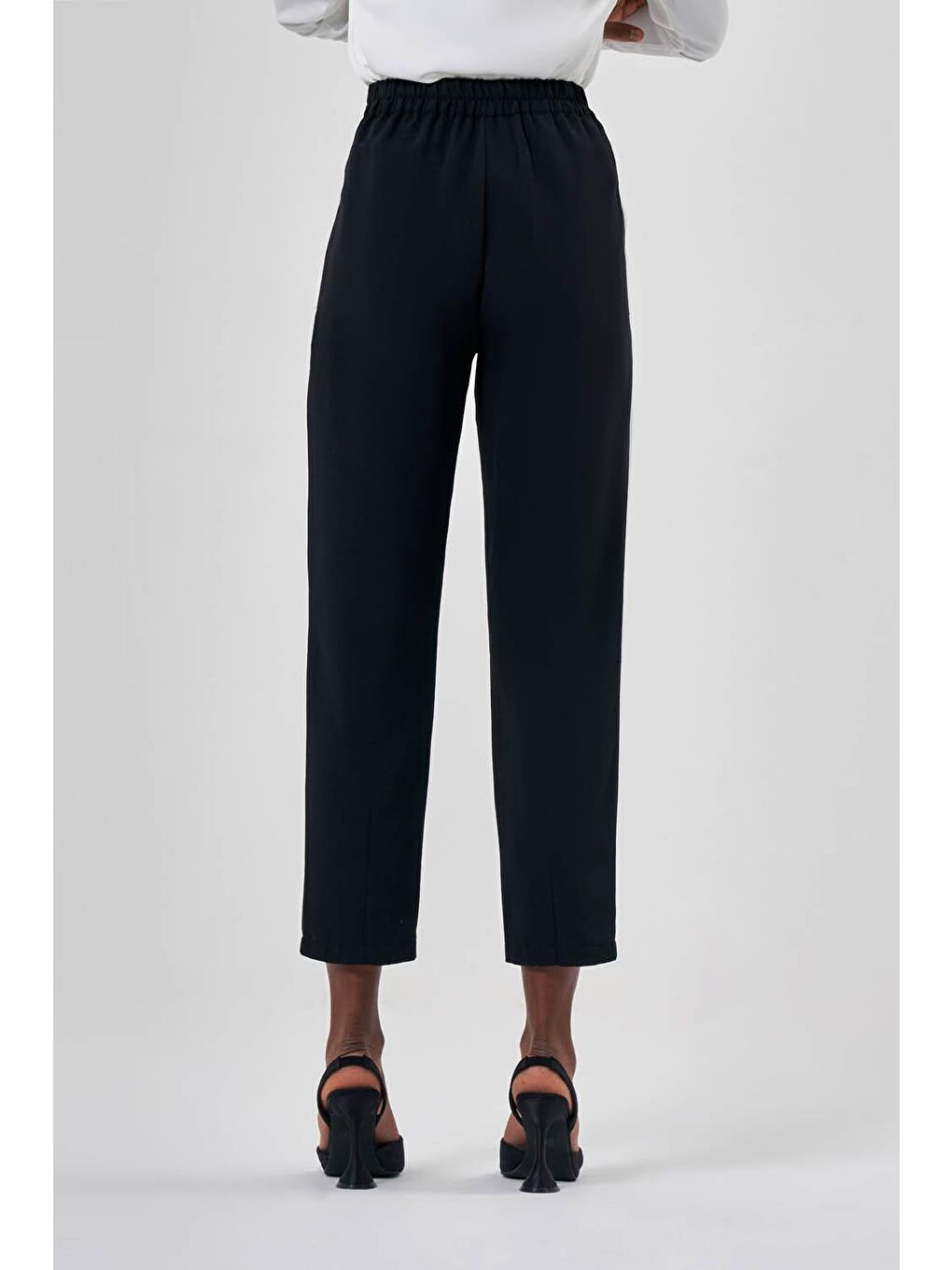 Mizalle Keten Dokulu Fit Siyah Pantolon - 3