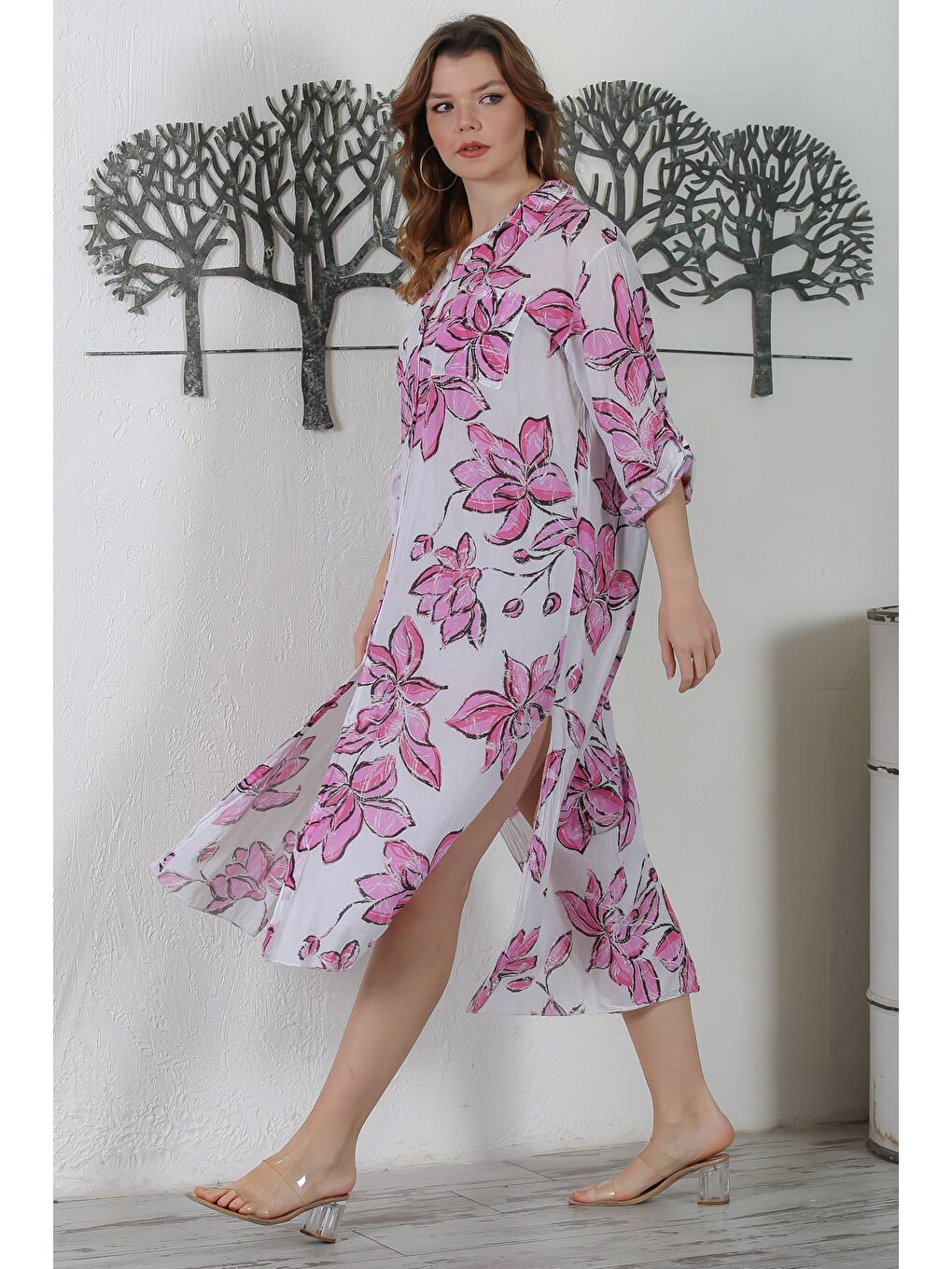 İtalyan Sarı Gömlek Yaka Düğmeli 3/4 Kol Yırtmaçlı Allover Baskılı Oversize Dokuma Elbise 130 72-6