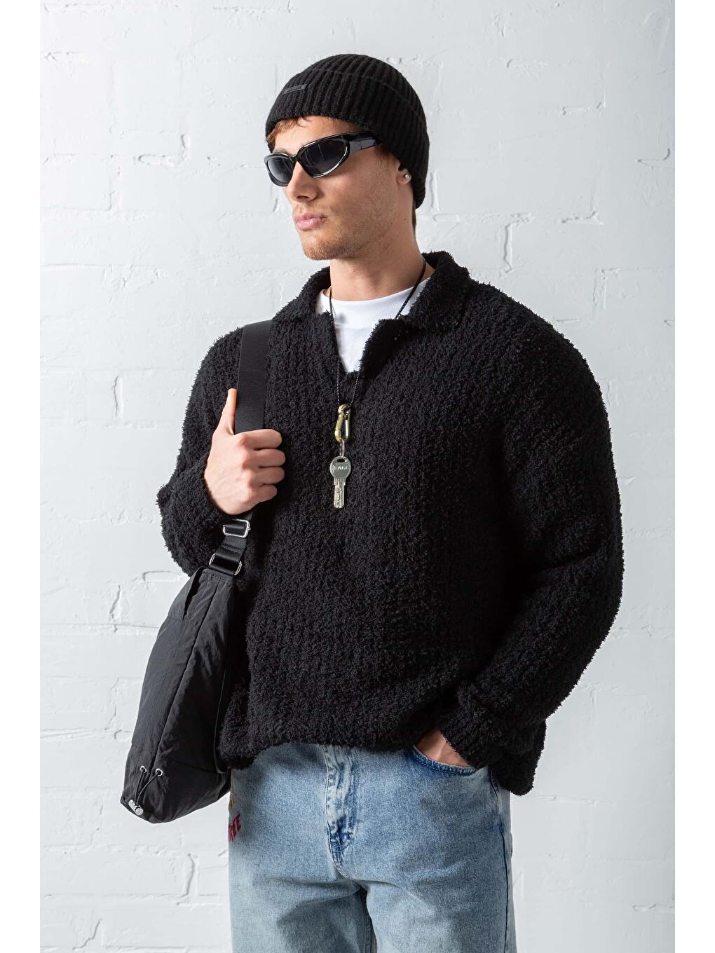 Erkek Oversize Yumuşak Dokulu Örme Kazak Siyah-1