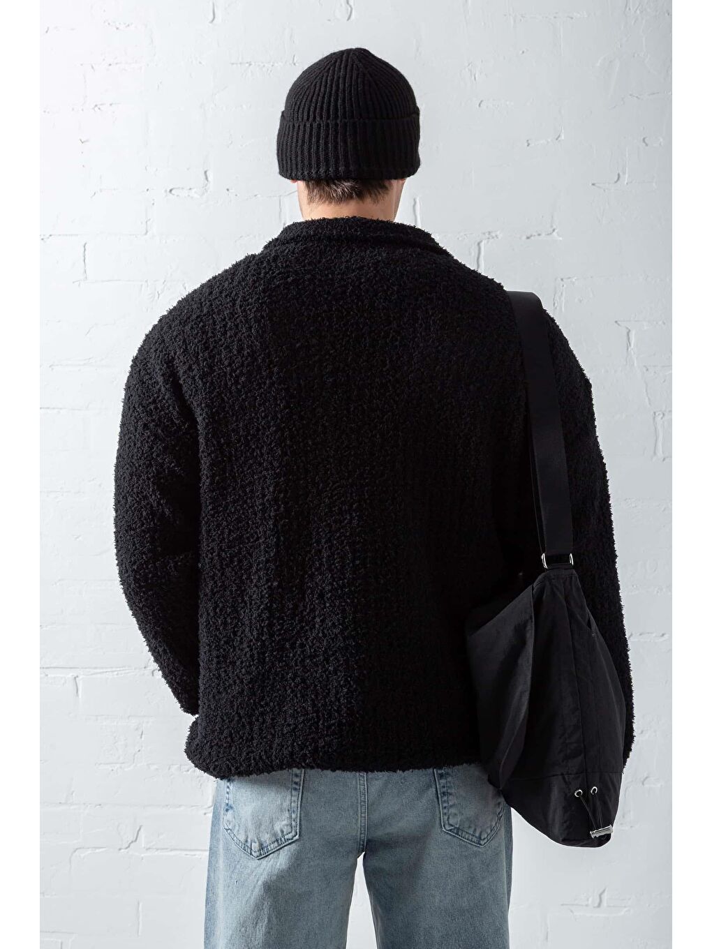 Erkek Oversize Yumuşak Dokulu Örme Kazak Siyah-2