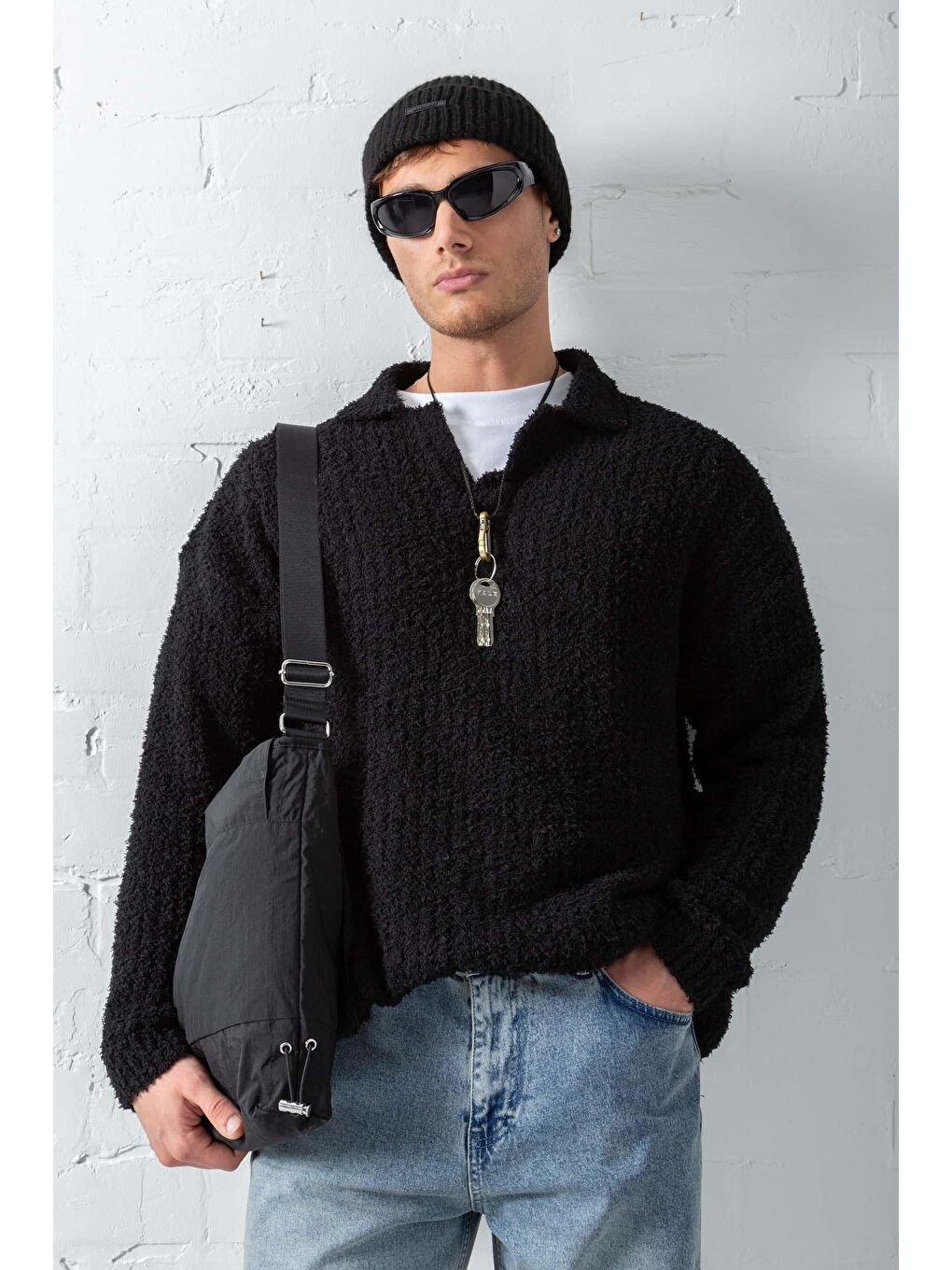 Erkek Oversize Yumuşak Dokulu Örme Kazak Siyah-3