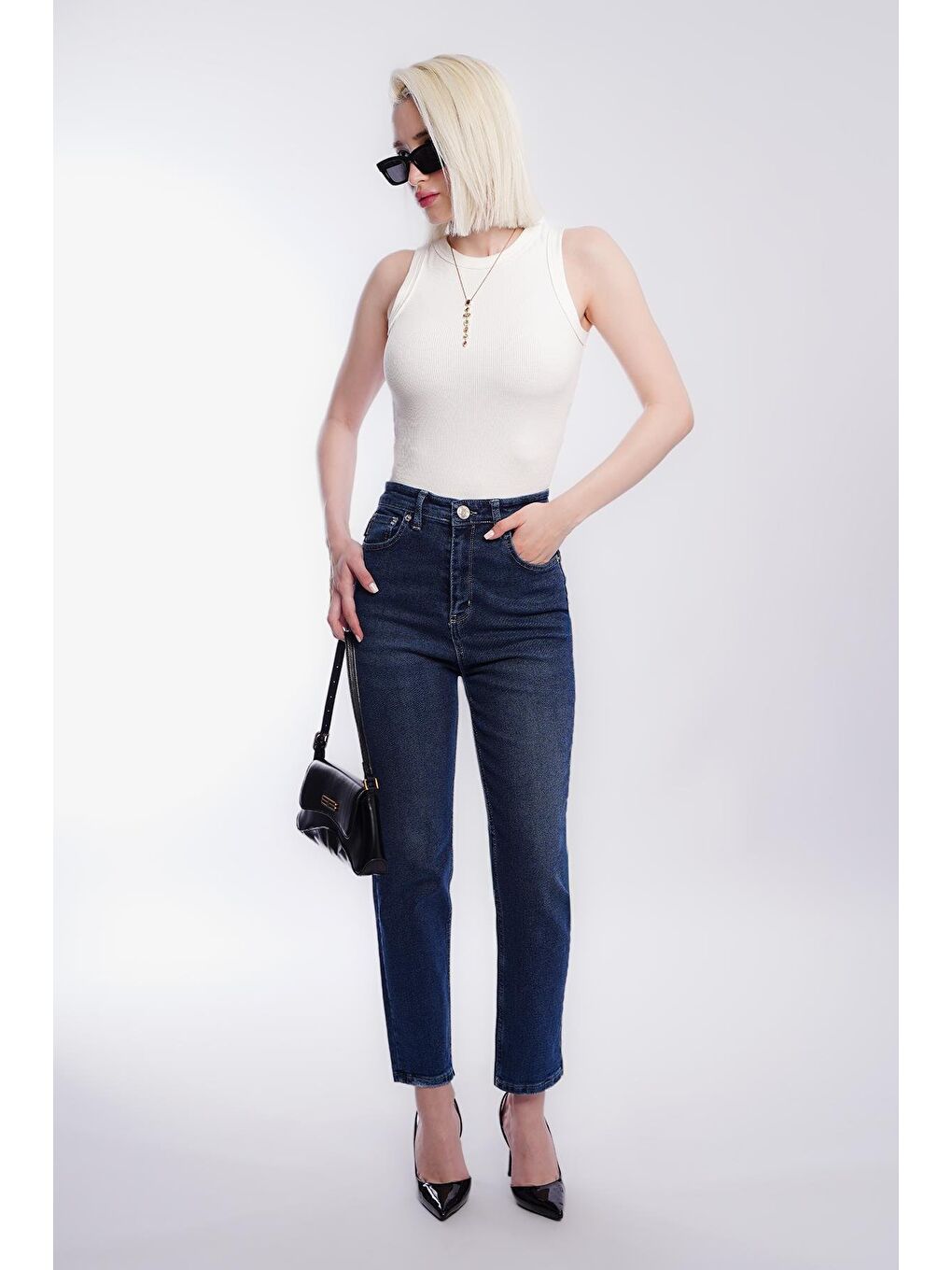 Koyu Mavi Slim Fit Kadın Mom Jean-1