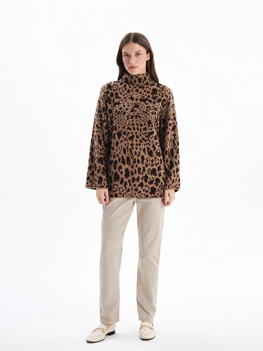 Kahverengi Praia   Leopar Desenli ve Boğazlı Kazak   Leopar Renk-1