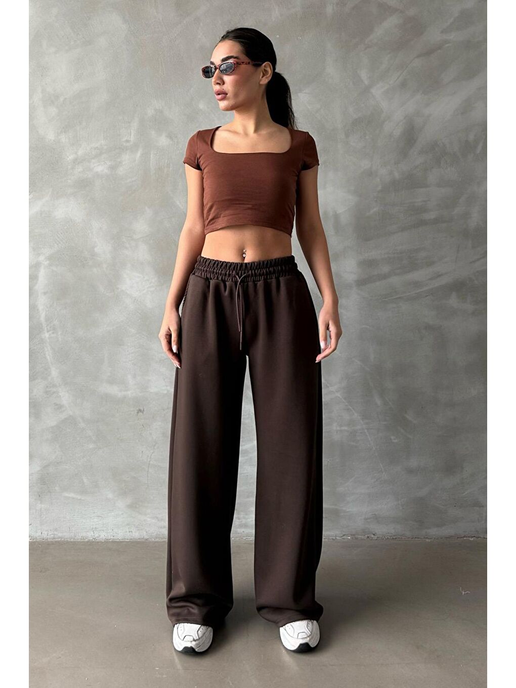 Kahverengi Ayarlanabilir Bel Bol Paça Rahat Kesim Basic Kadın Eşofman Altı Mg2122-1