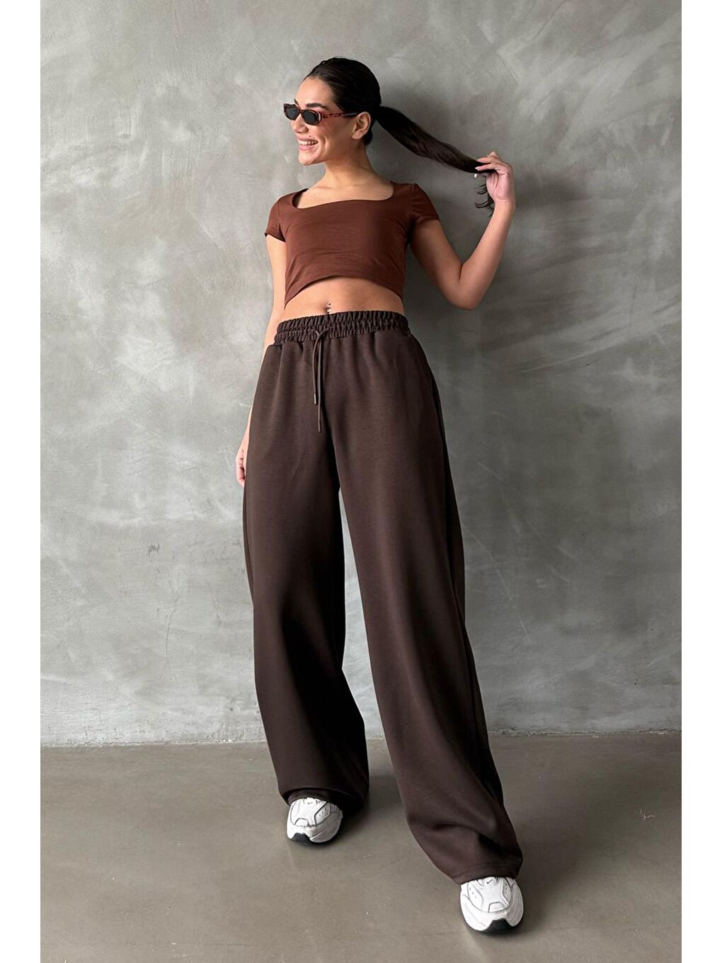 Kahverengi Ayarlanabilir Bel Bol Paça Rahat Kesim Basic Kadın Eşofman Altı Mg2122-4