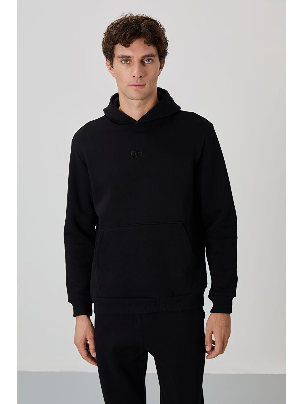 David Siyah Kapüşonlu Rahat Kalıp Şardonlu Jogger Erkek Eşofman Takım - 85192-1