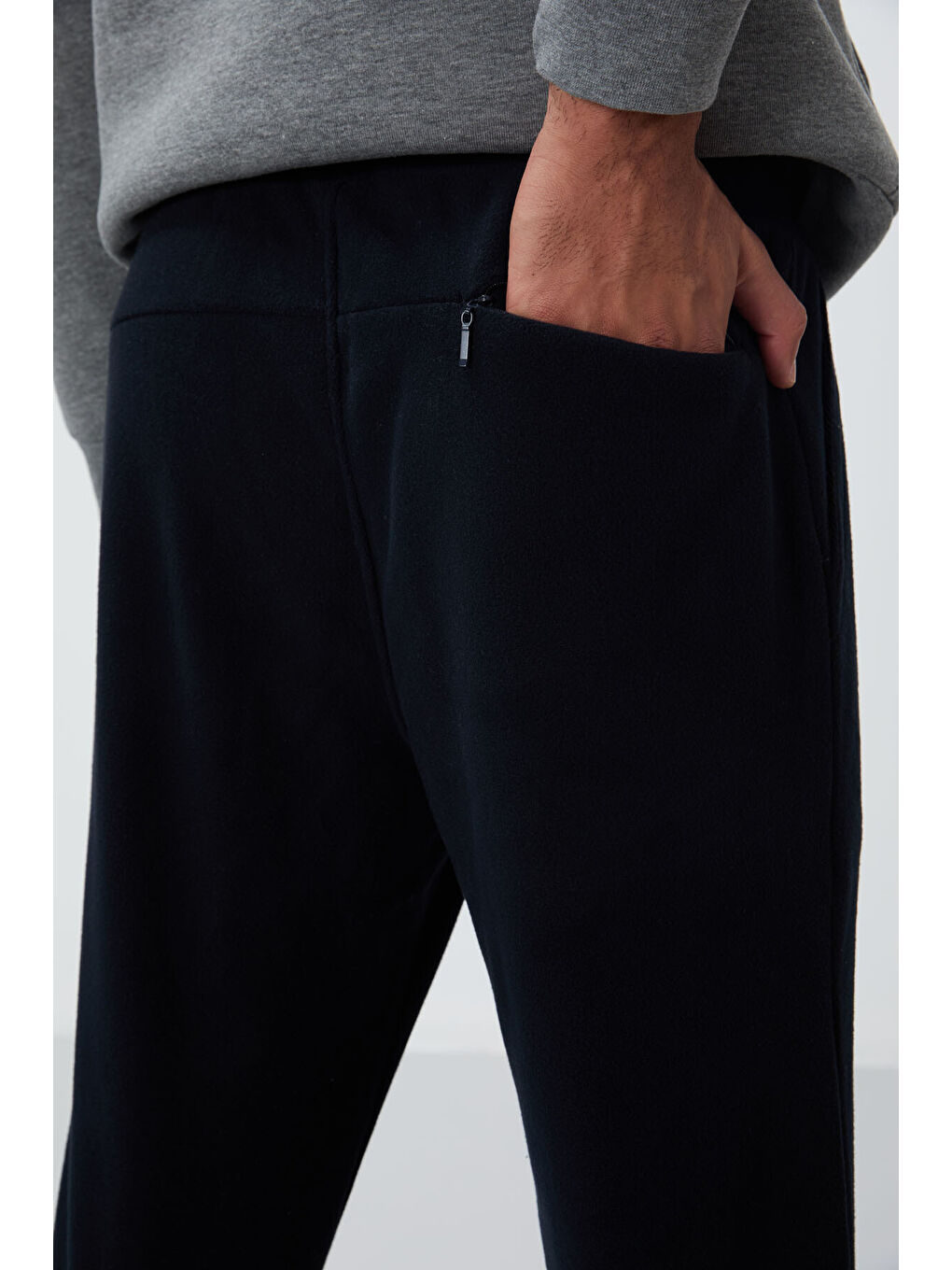 Lacivert Gizli Fermuarlı Rahat Form Lastik Paça Polar  Eşofman Alt - 84866-4