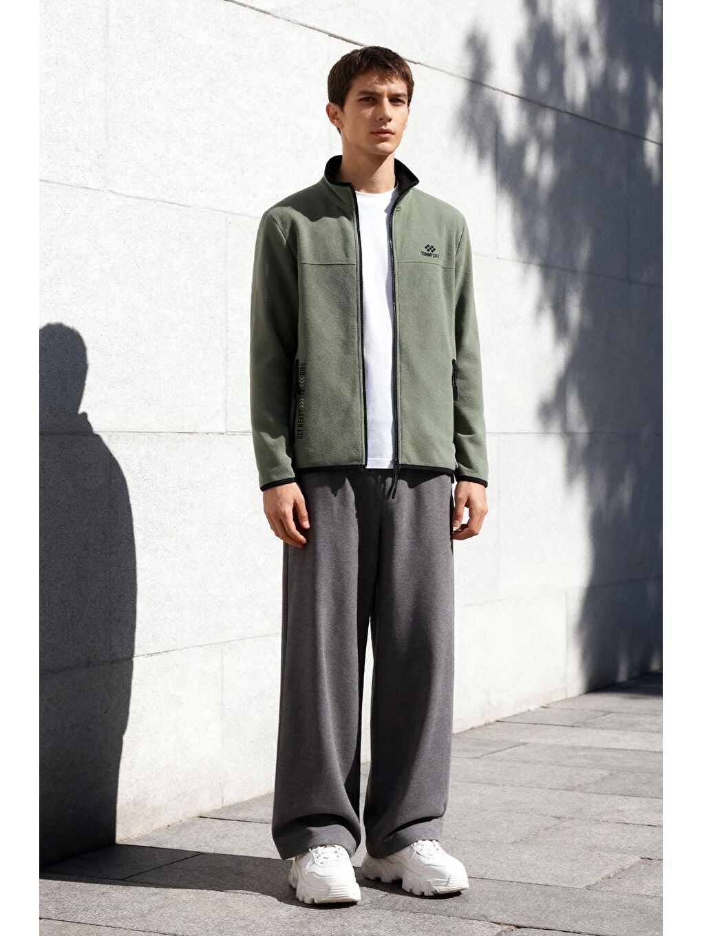 Haki Çağla Yazı Nakışlı Dik Yaka  Standart Kalıp Erkek Fermuarlı Sweatshirt Polar - 87992