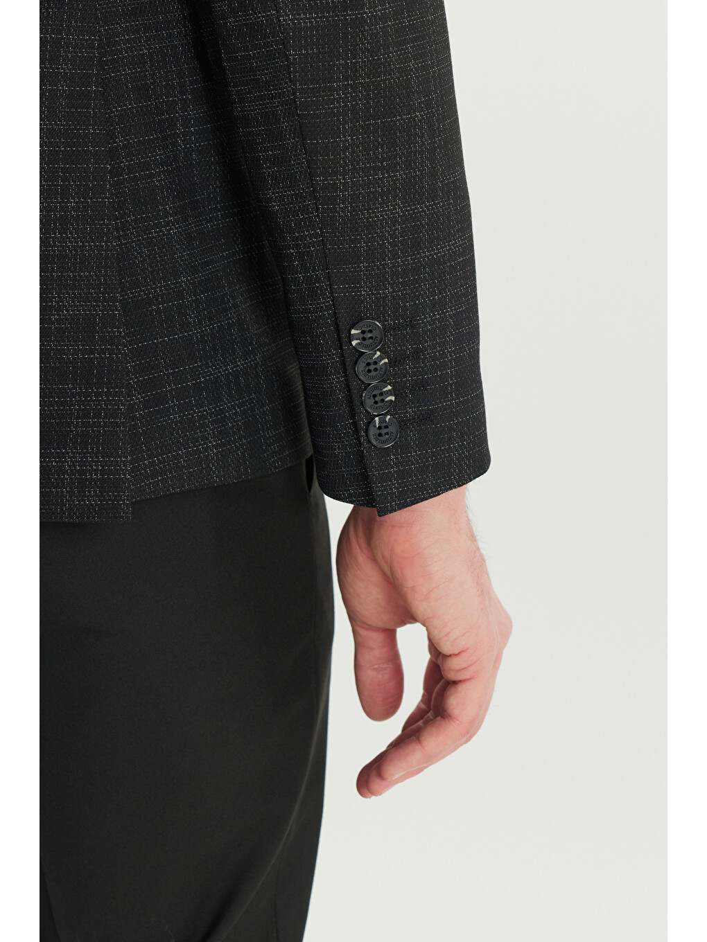 Erkek Siyah-Beyaz Yünlü Slim Fit Dar Kesim Mono Yaka Kapak Cepli Desenli Yelekli Takım Elbise-6