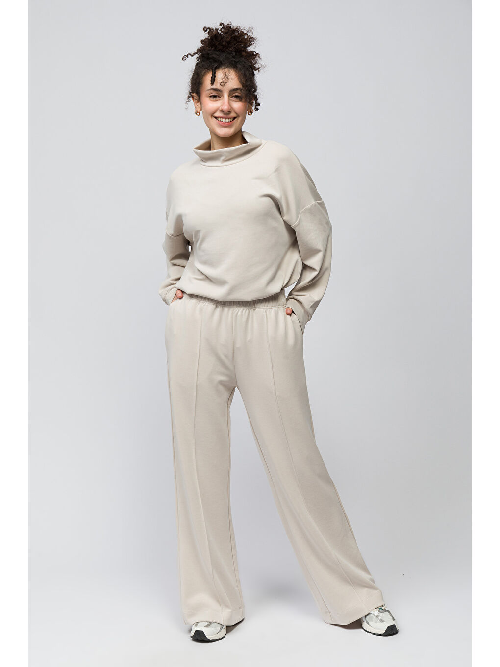 Bej Molise   Rahat Kalıp Önü Çizgi Nervürlü Dikiş Beli Lastikli  Modal Pantolon   Taş Renk-1