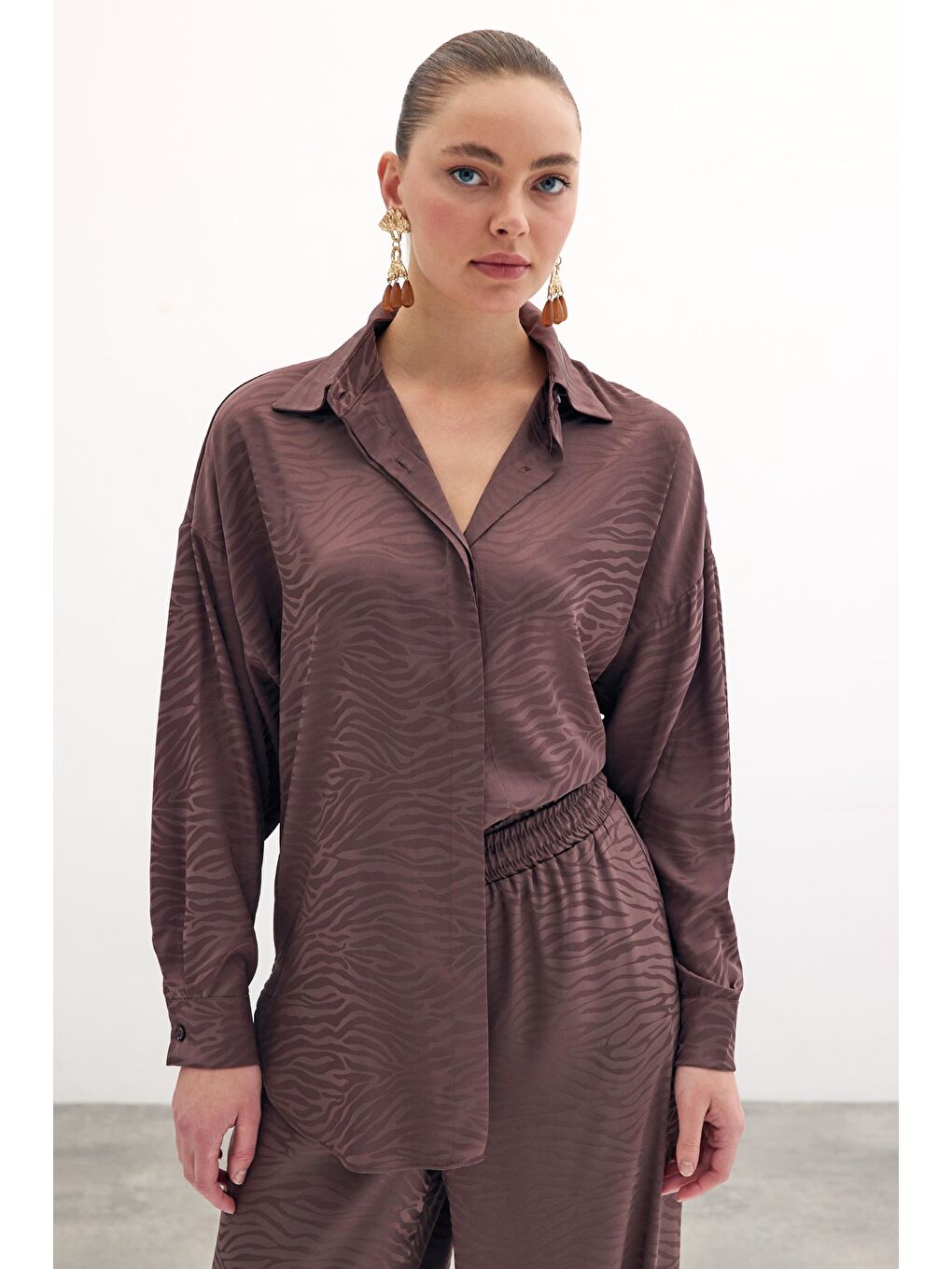 Kahverengi Zebra Desenli Salaş Gömlek - Kahve