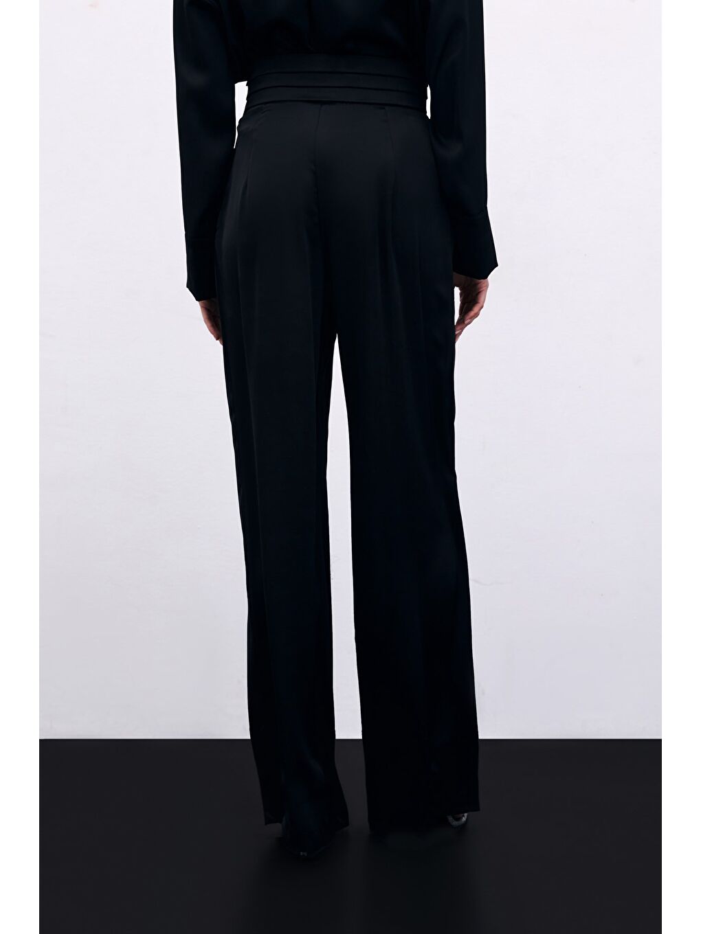 Cepli Salaş Saten Pantolon - Siyah-4