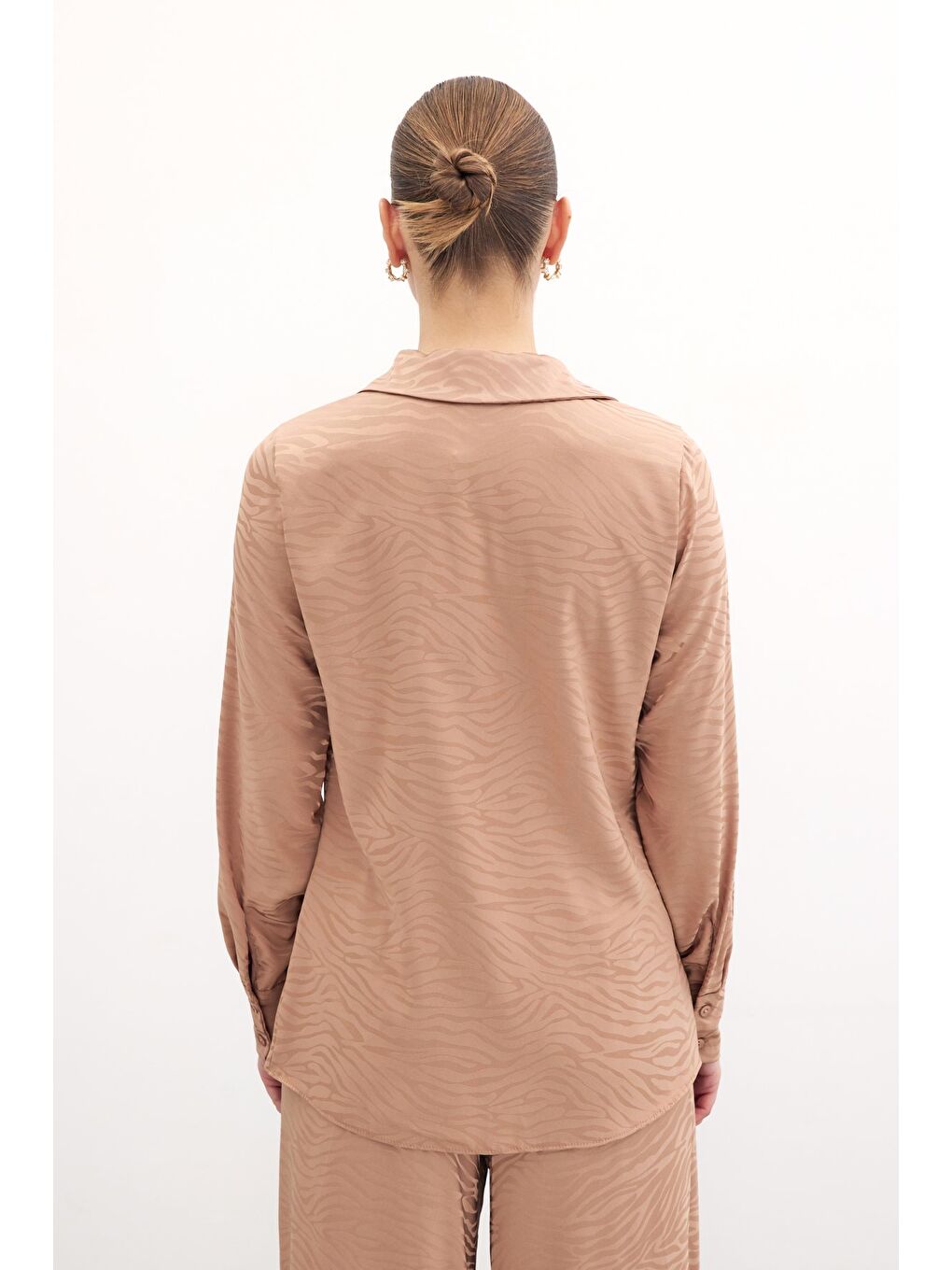 Kahverengi Desenli Düz Klasik Gömlek - Camel-3