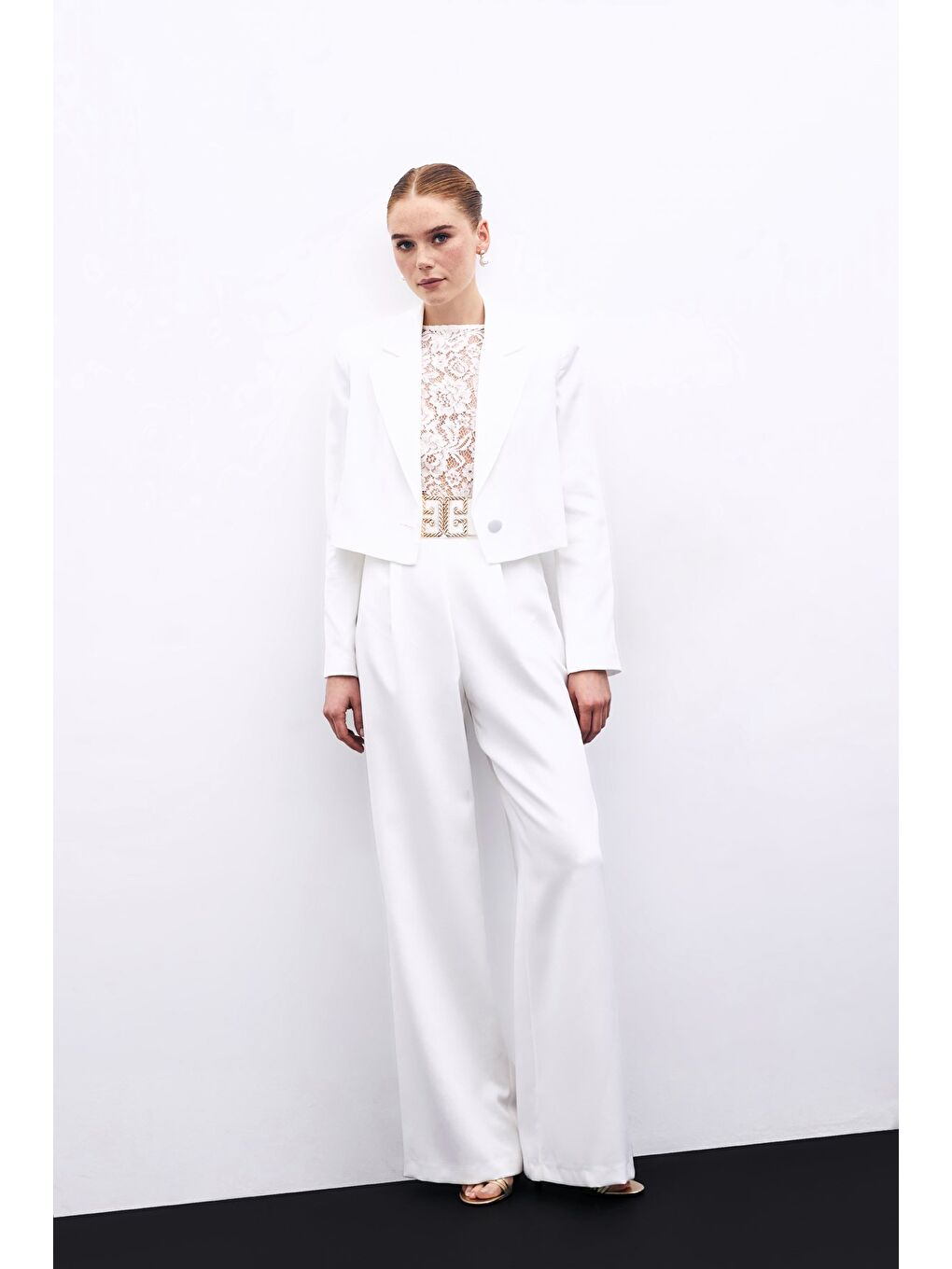 Bel Aksesuarlı Bol Paça Pantolon - Ekru