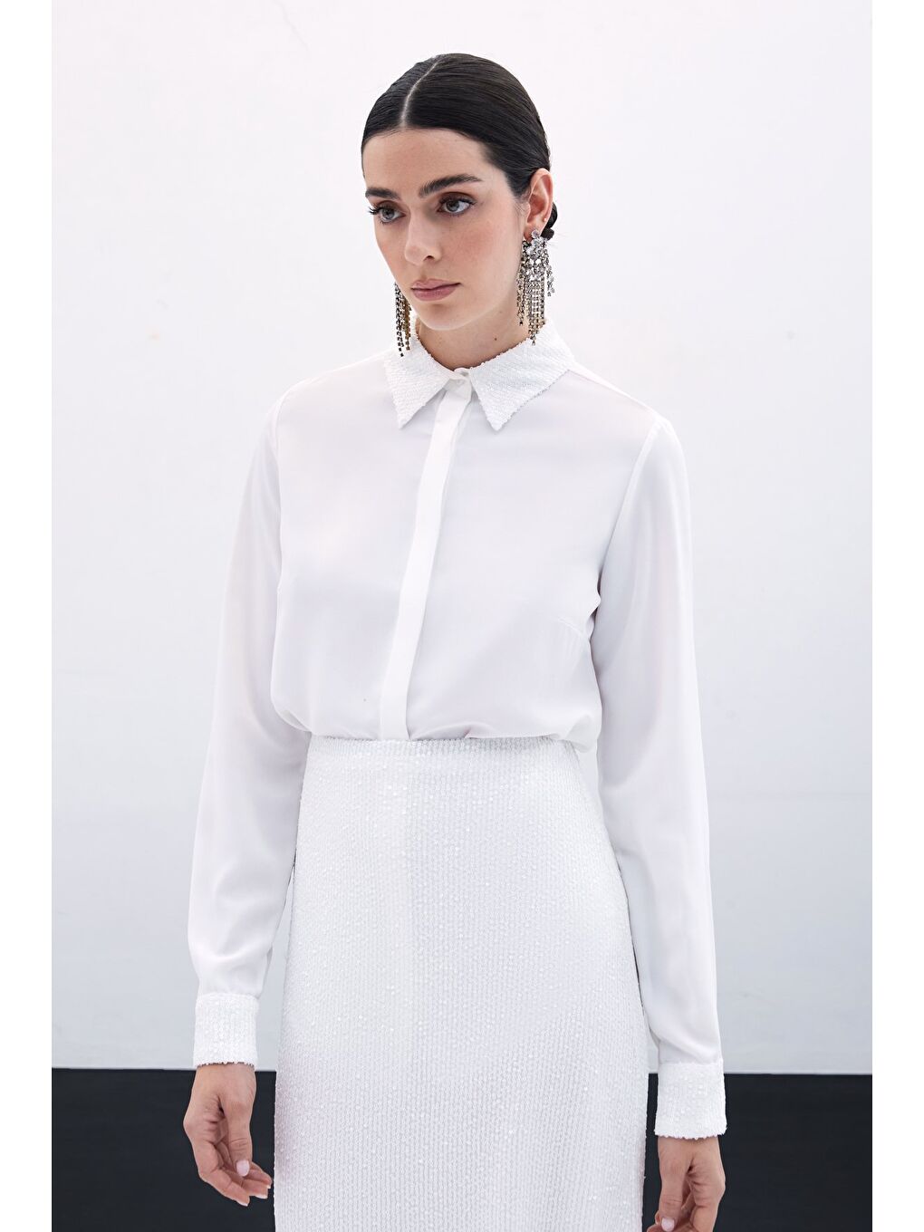 Payet Detaylı Klasik Gömlek - Ekru-4