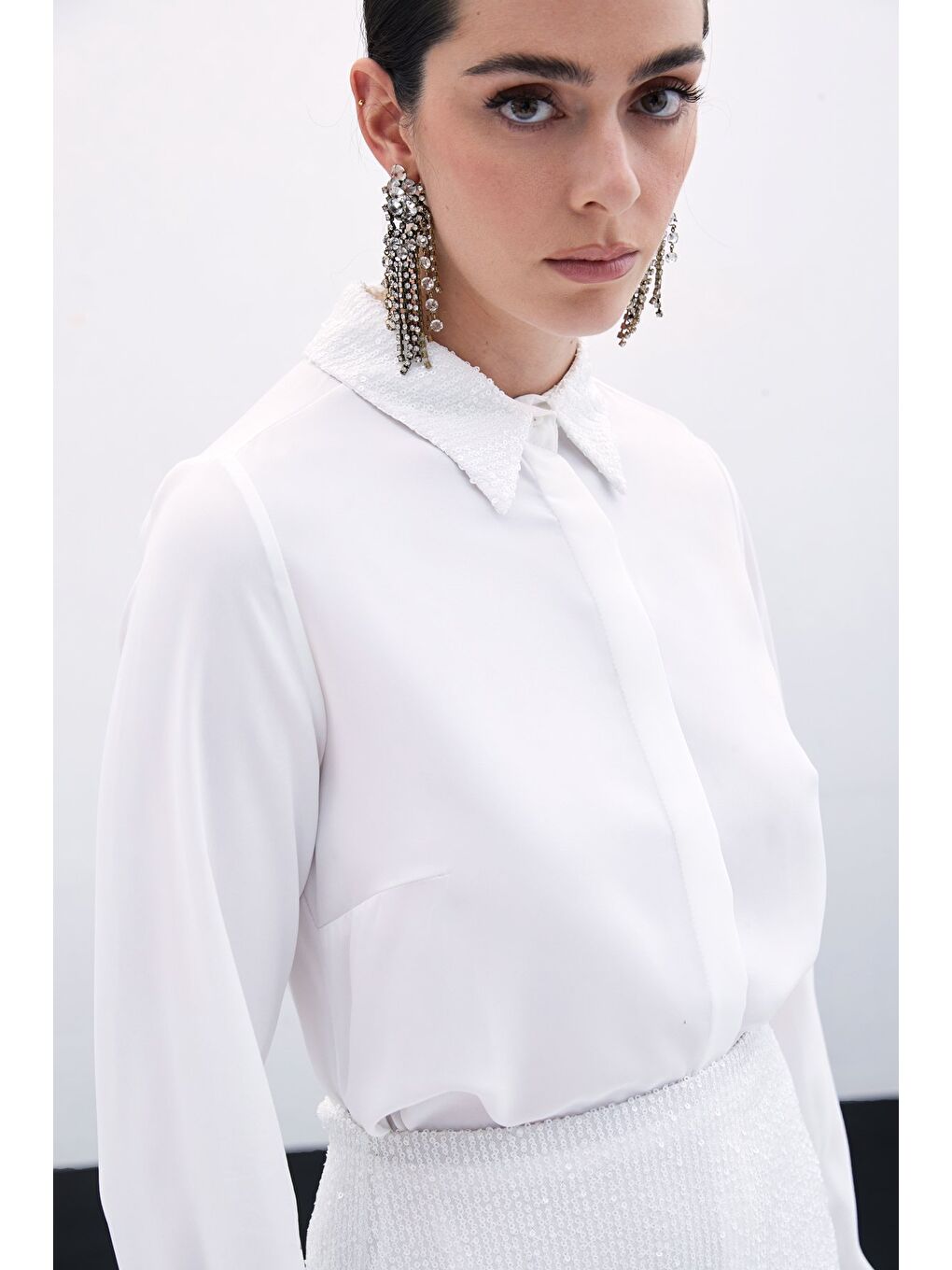 Payet Detaylı Klasik Gömlek - Ekru-5
