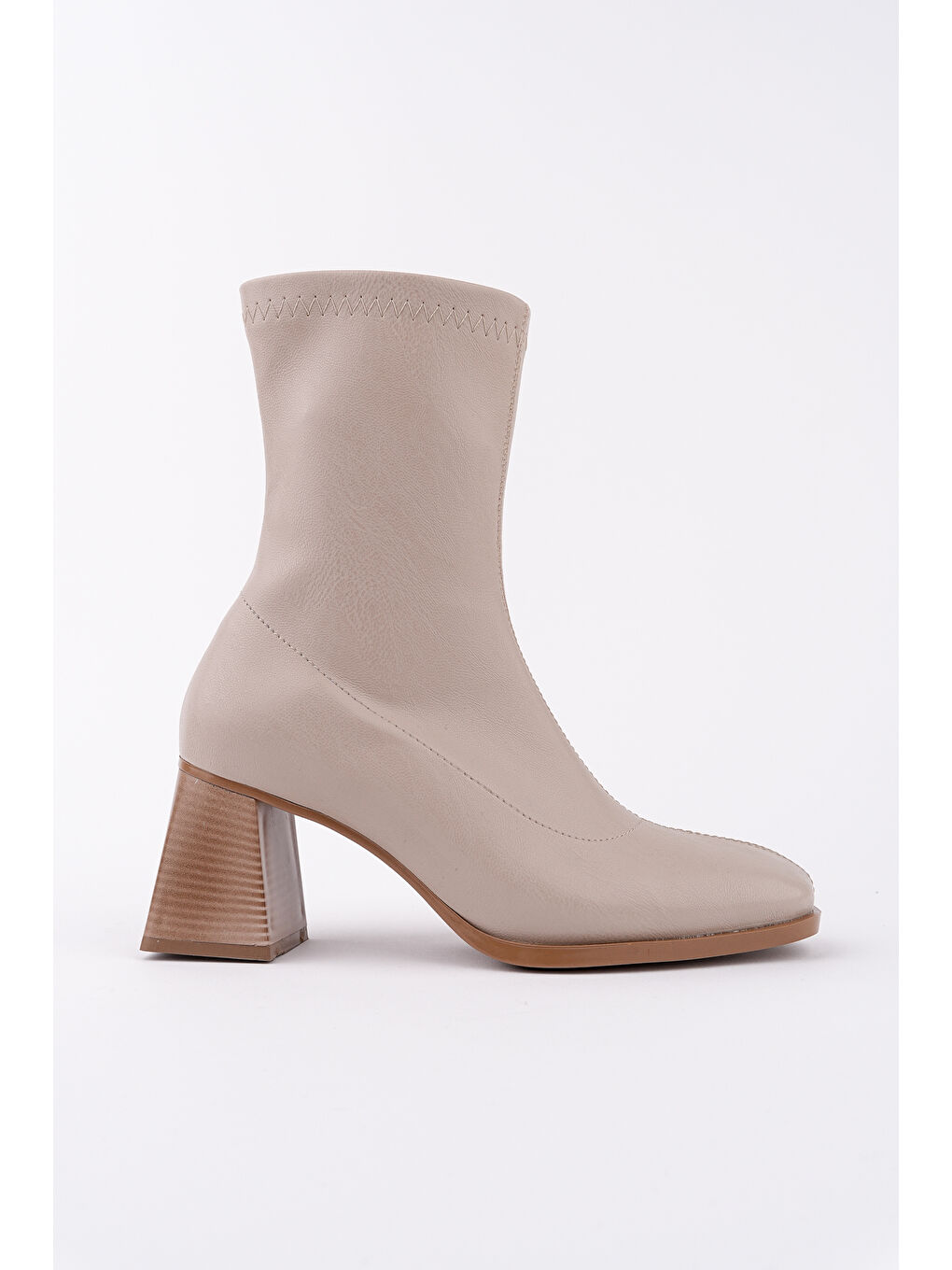 Bej STORM Küt Burun Arkadan Fermuarlı Kadın Topuklu Bot