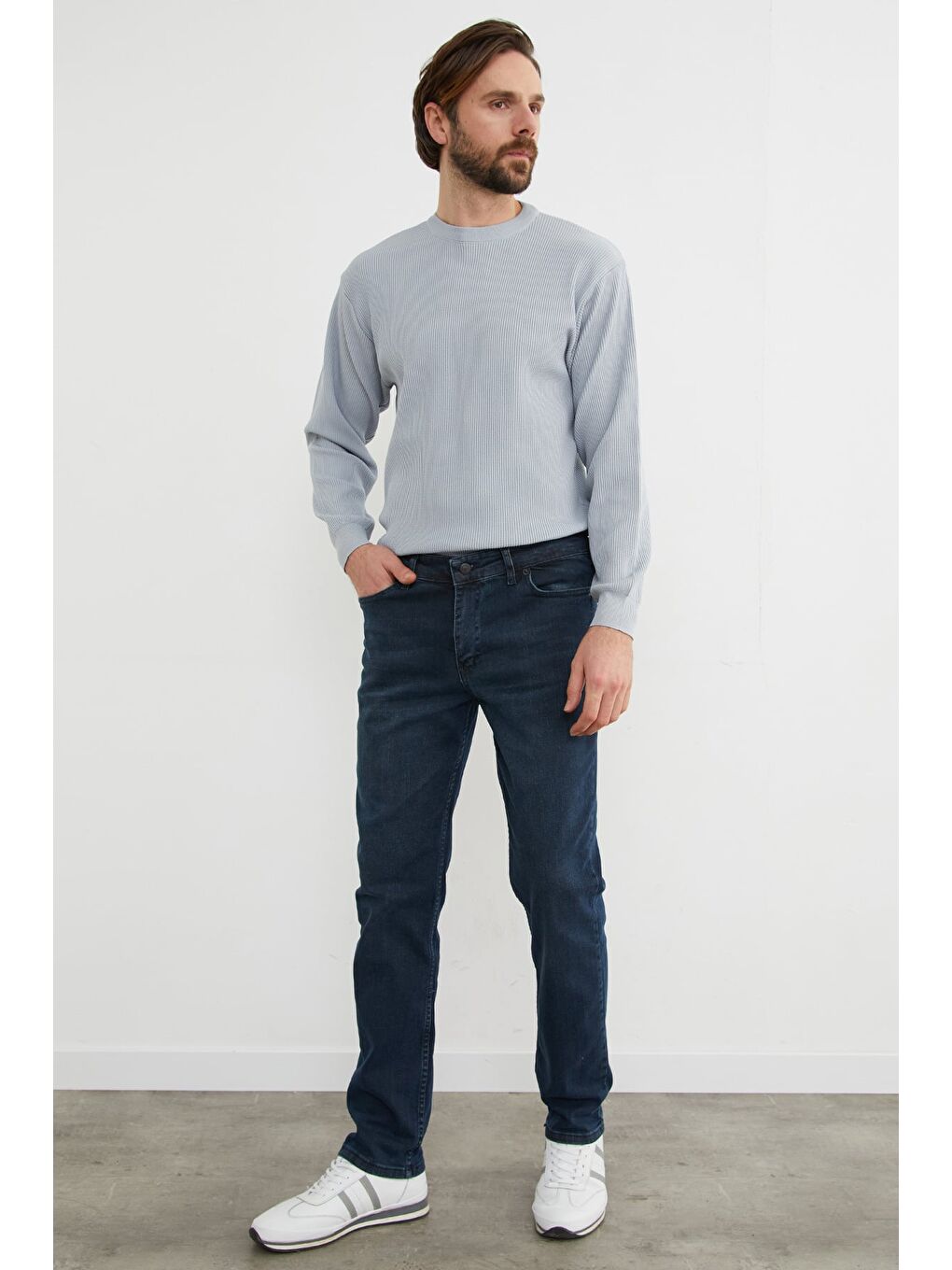 Mavi Fermuarlı Straight Jean Pantolon