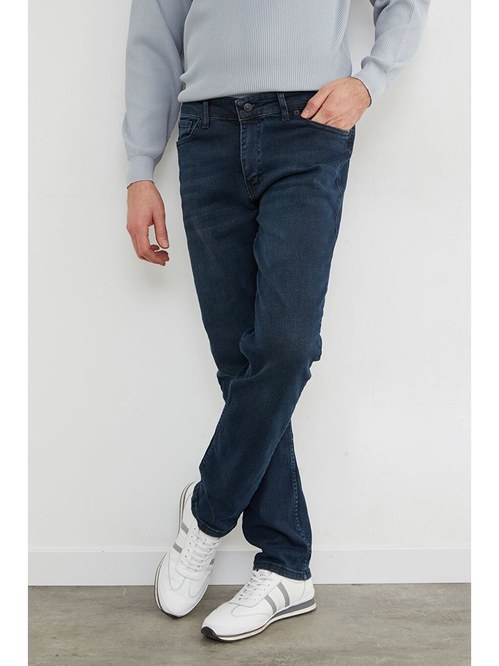 Mavi Fermuarlı Straight Jean Pantolon-1