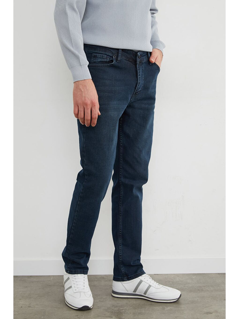Mavi Fermuarlı Straight Jean Pantolon-4