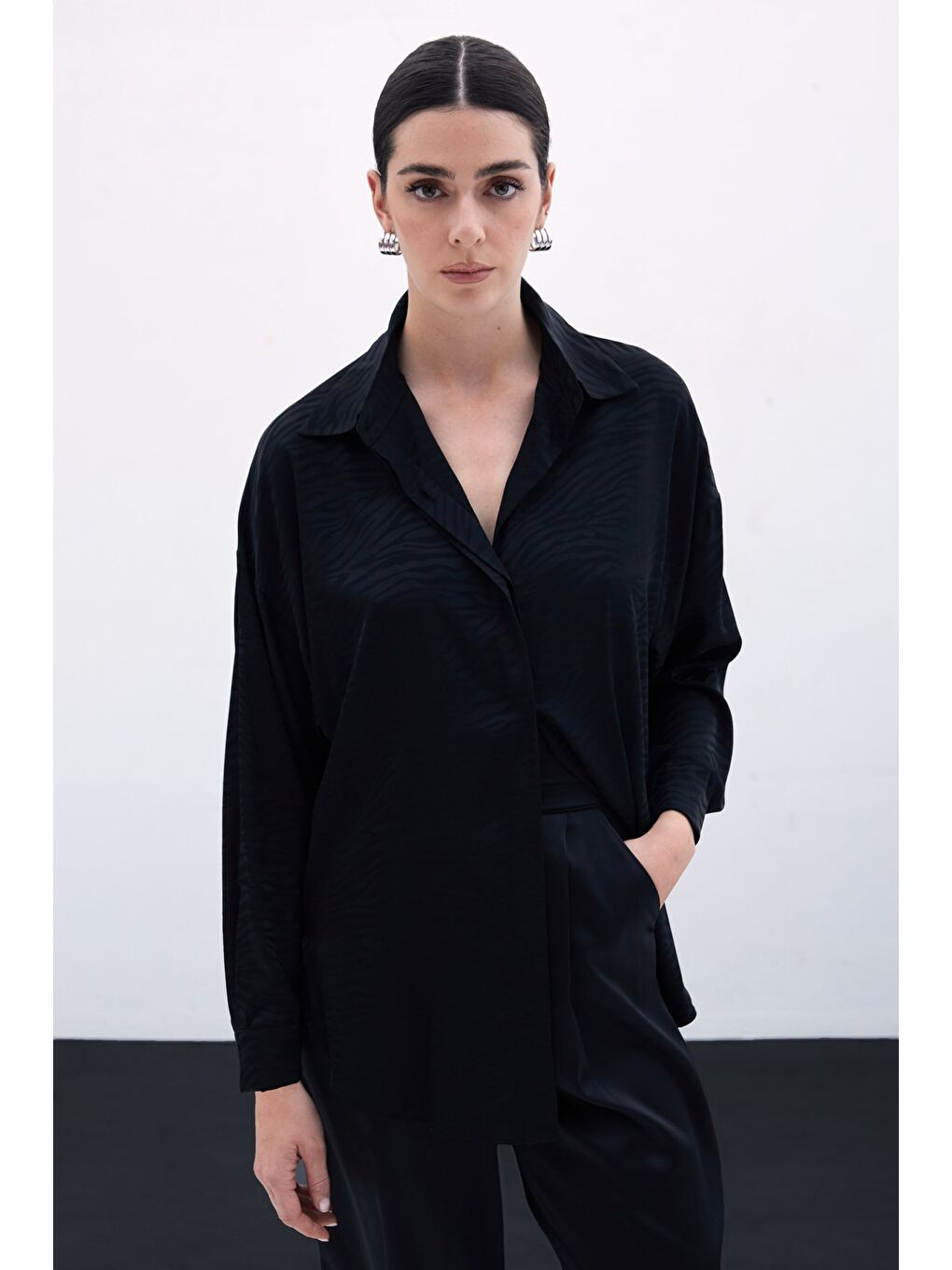 Zebra Desenli Salaş Gömlek - Siyah-1