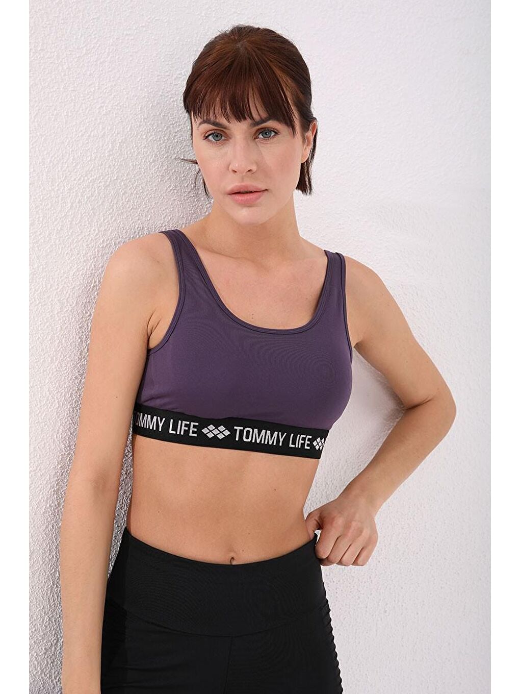 TOMMYLIFE Mor Yazı Şeritli Standart Kalıp U Yaka Kadın Spor Büstiyer - 97113 - 2