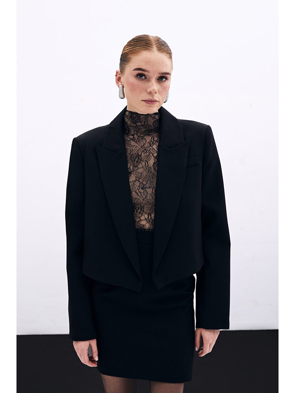 Şal Yaka Kısa Ceket - Siyah-1