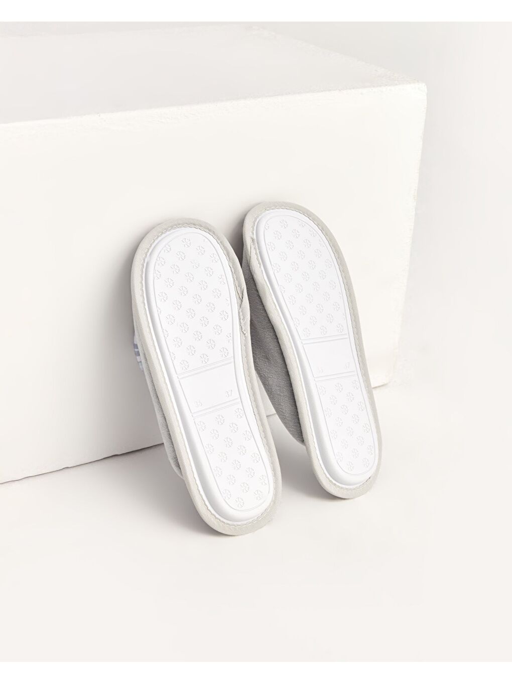 Gri PLAID - Kurdeleli Kadın Ev Terliği-2