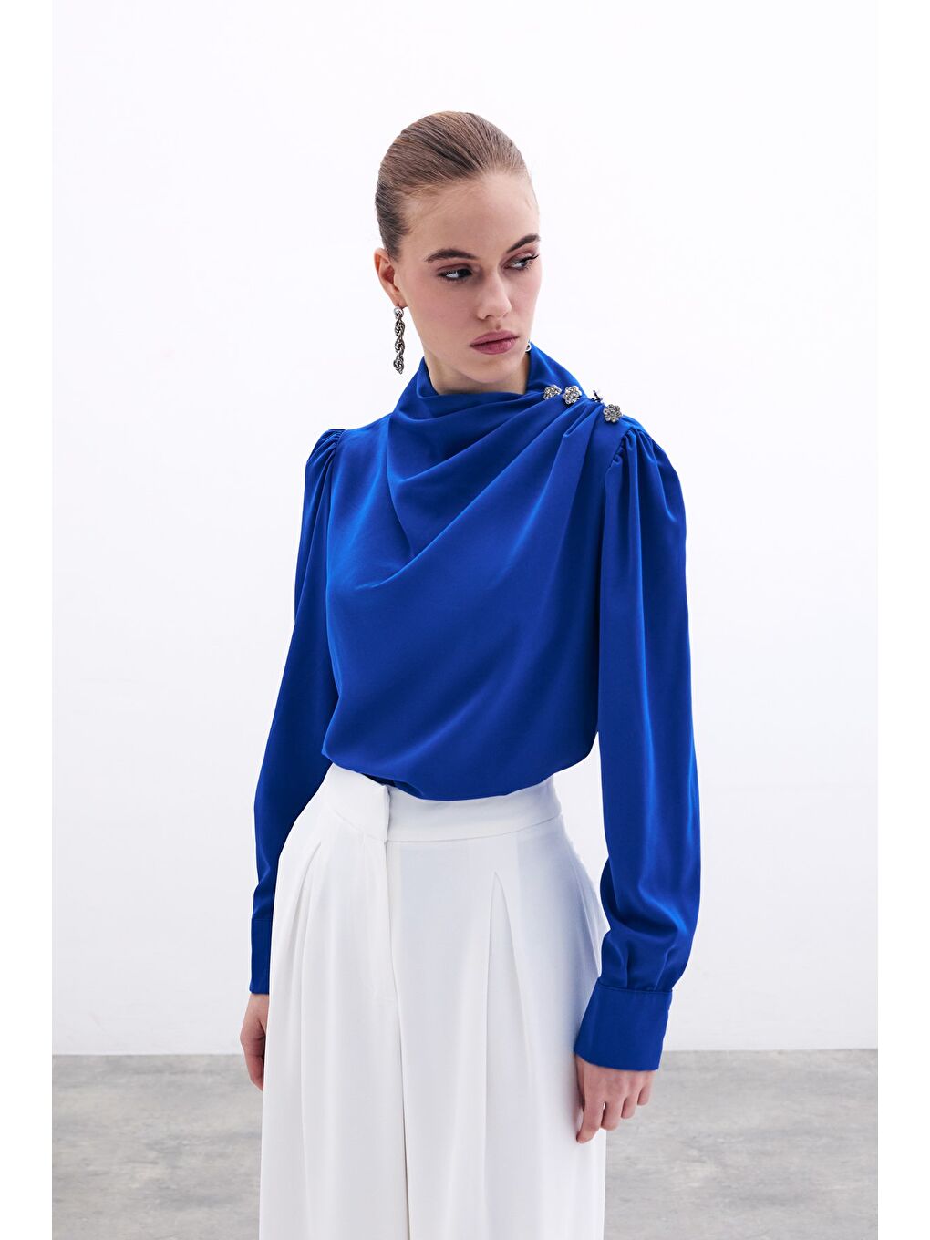 Düğmeleri Taş Detaylı Bluz - Sax Mavi