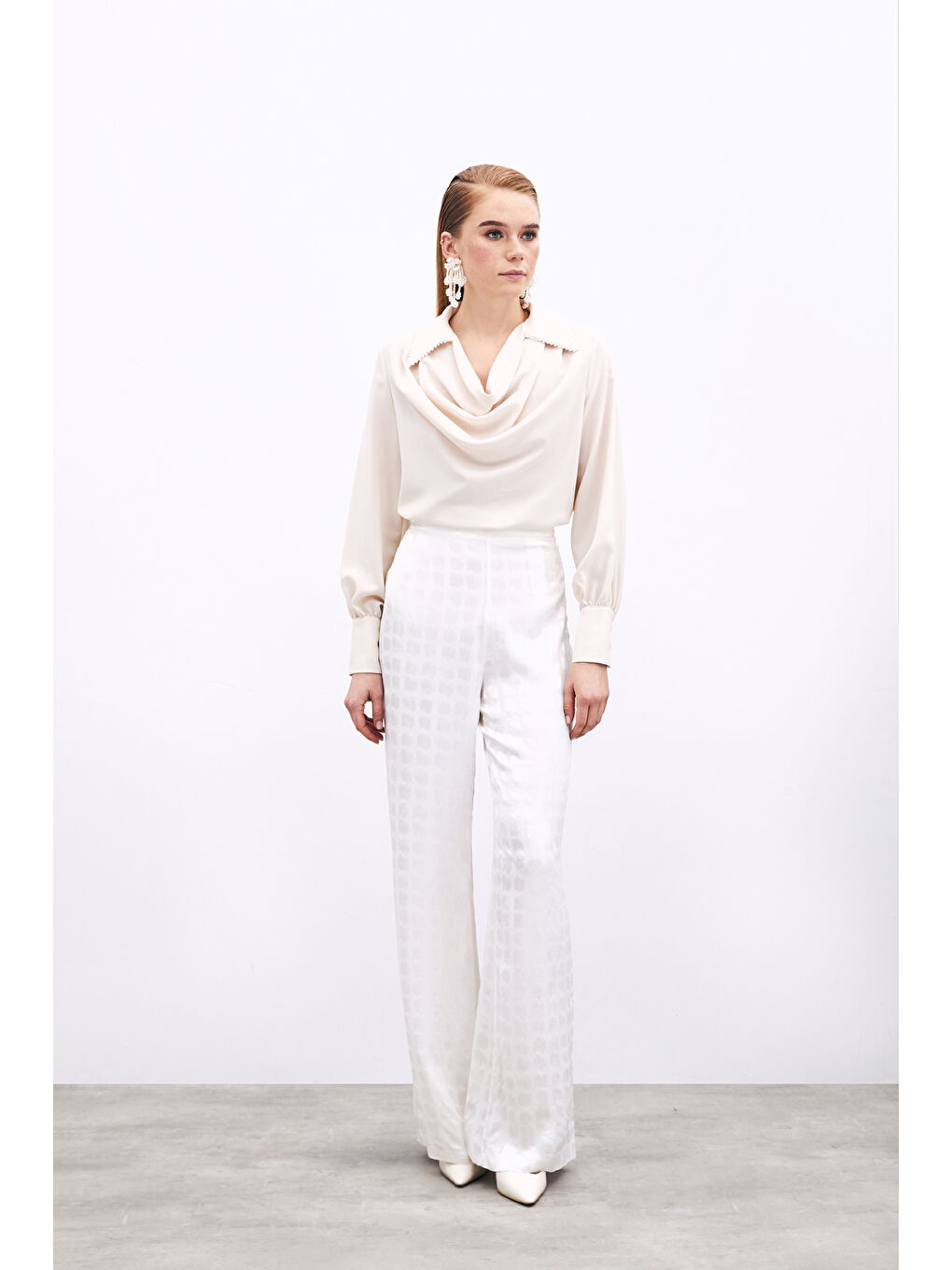 Degaje Yaka İncili Salaş Bluz - Bej-4