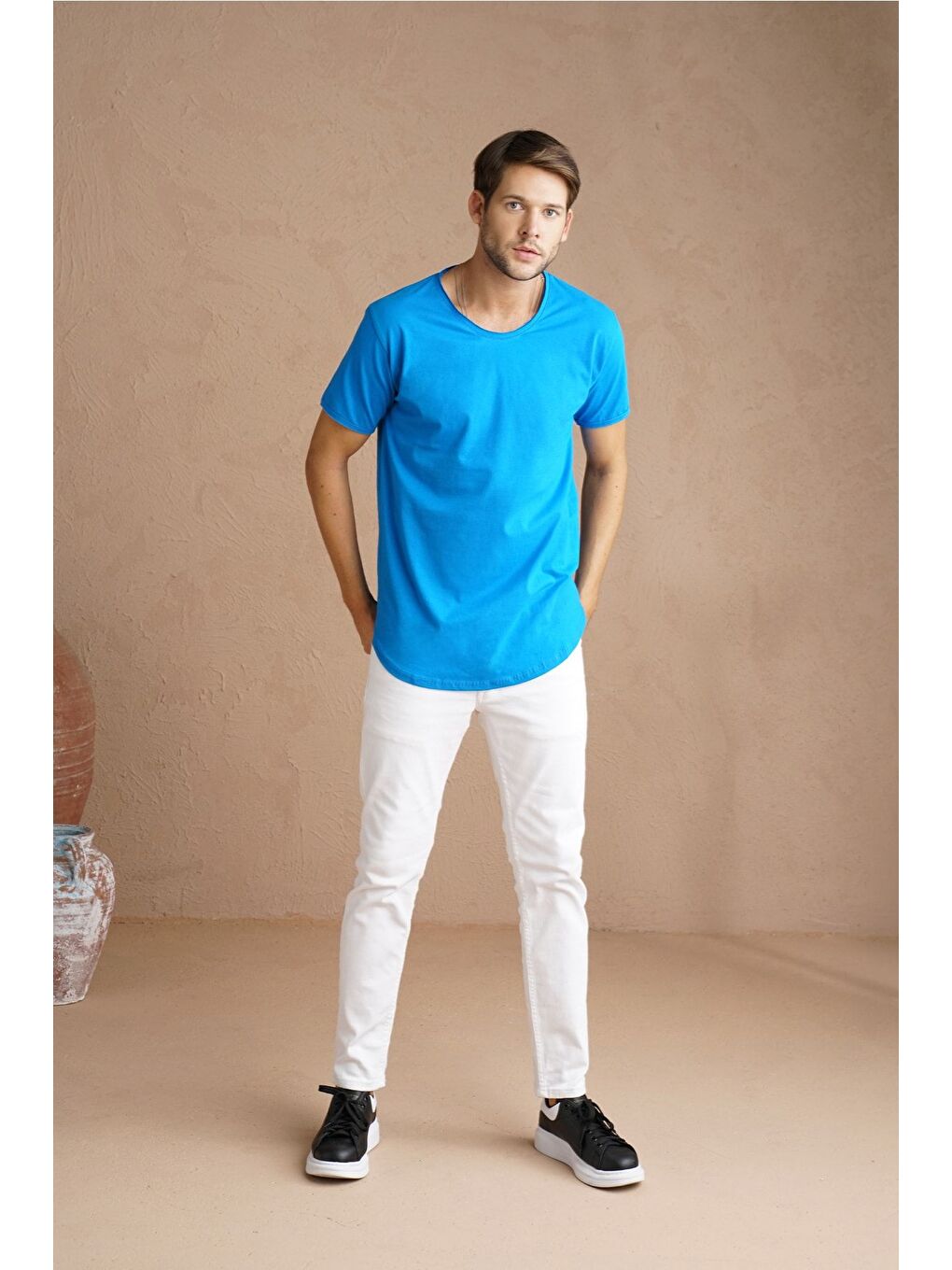 Mavi Erkek Saks Oval Etek Bisiklet Yaka  100 Pamuk Kısa Kollu Tişört-1