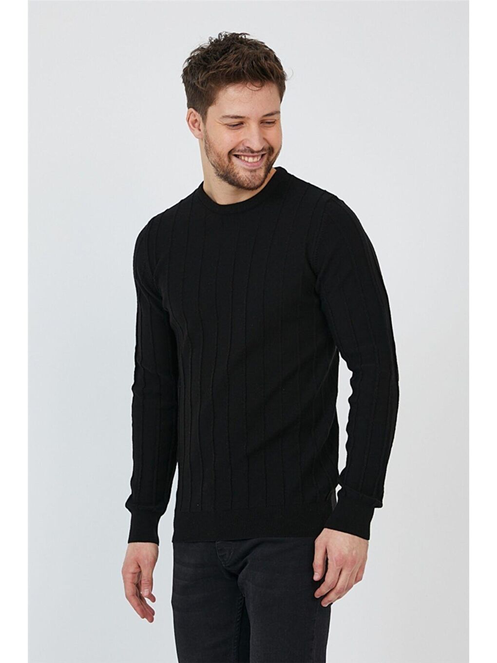 Siyah Erkek Yuvarlak Yaka Örme Triko-2