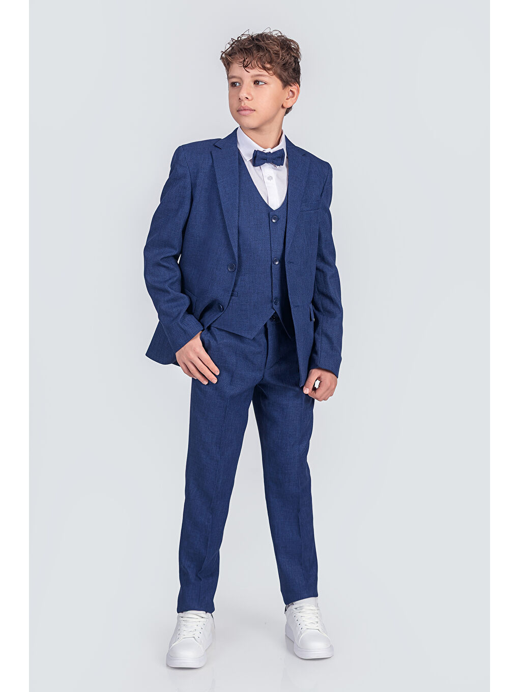 Mavi Erkek Çocuk Papyonlu Yelekli Takım Elbise TE.4000YY-6