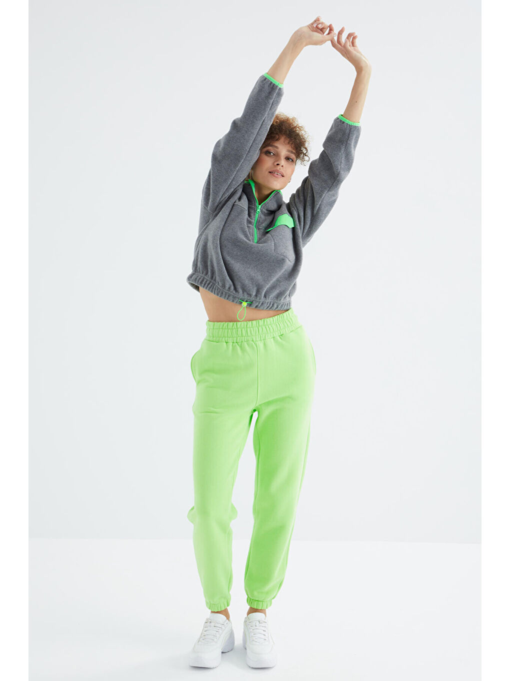 Fıstık Yeşil Yüksek Bel Rahat Form Basic Jogger Kadın Eşofman Alt - 94624