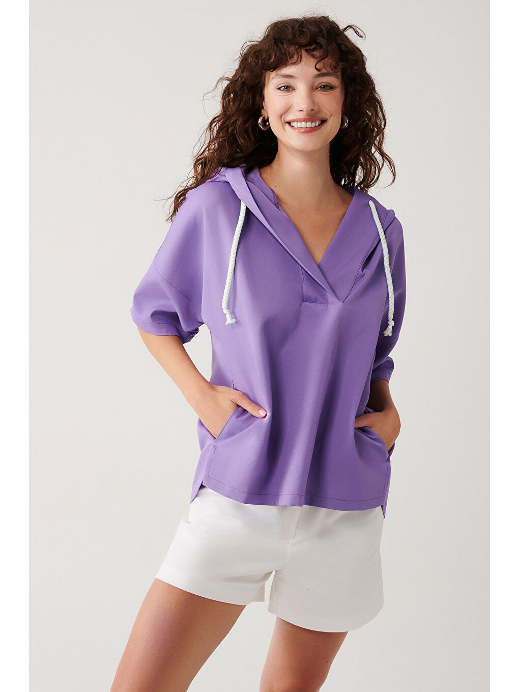 Lila Kapüşonlu Oversize V Yaka Hoodie-1