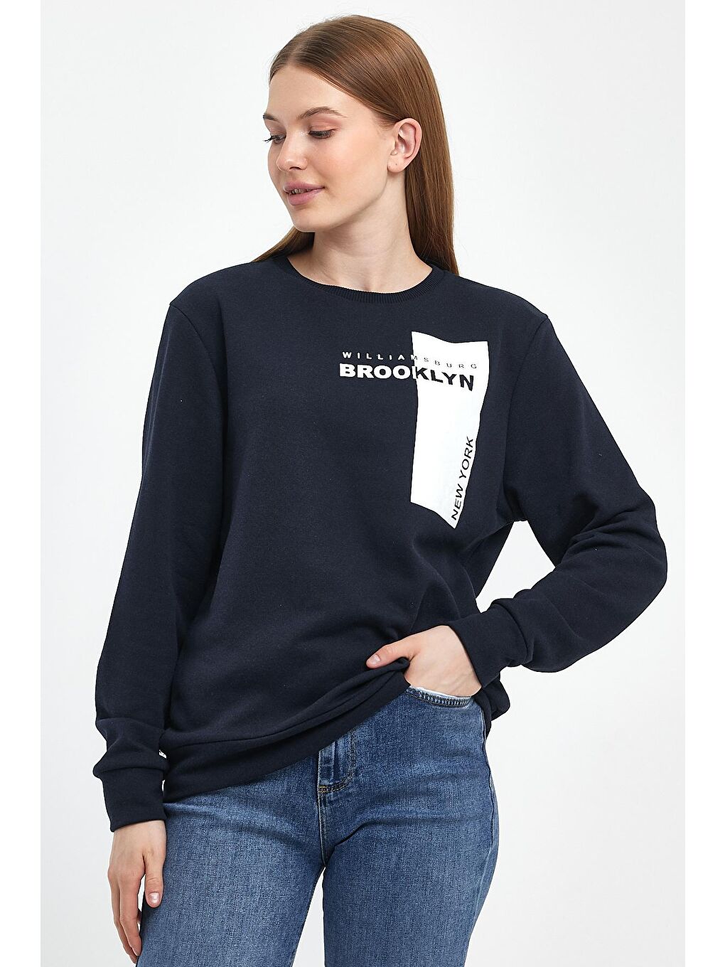 Lacivert Kadın Bisiklet Yaka Rahat Kalıp 3 iplik Kalın W.Brooklyn Baskılı Sweatshirt SPR24SWK31-2