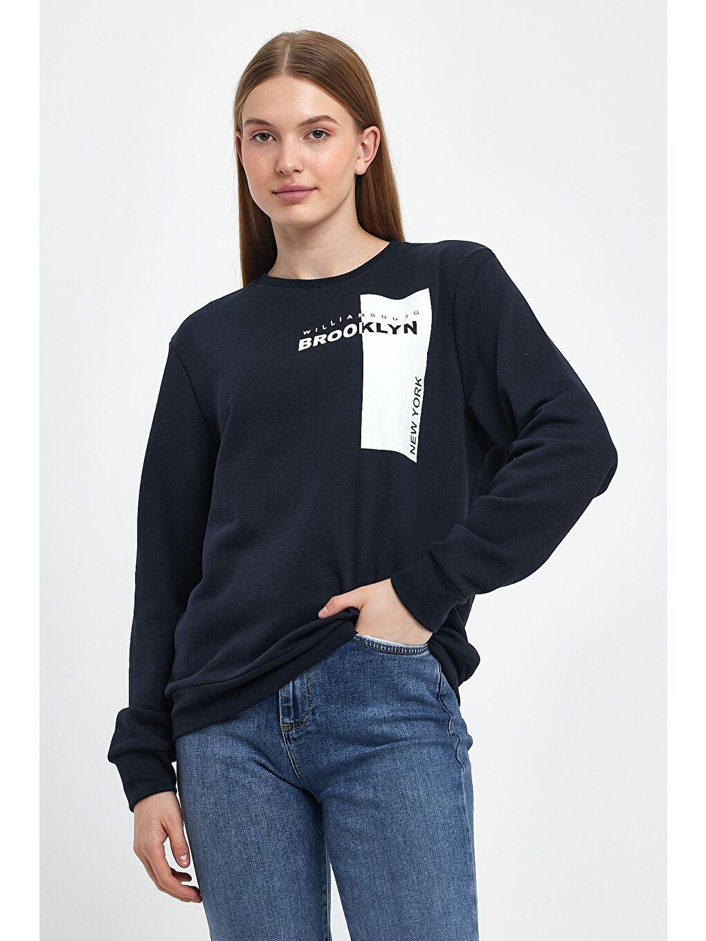 Lacivert Kadın Bisiklet Yaka Rahat Kalıp 3 iplik Kalın W.Brooklyn Baskılı Sweatshirt SPR24SWK31-4