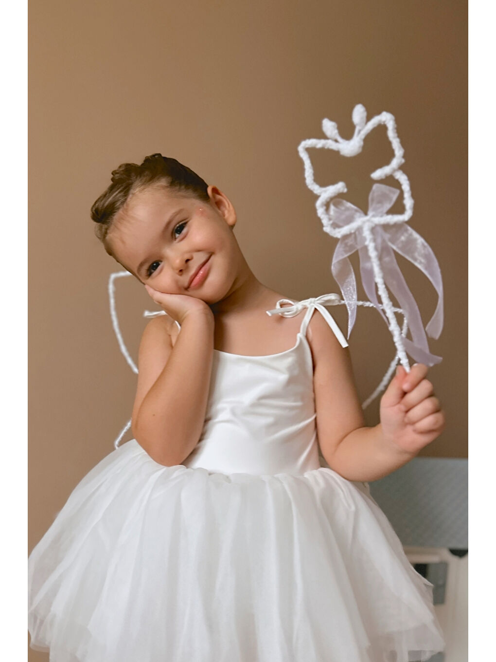 Beyaz Pullu 2'li Kelebek Kanat Asa Set-2