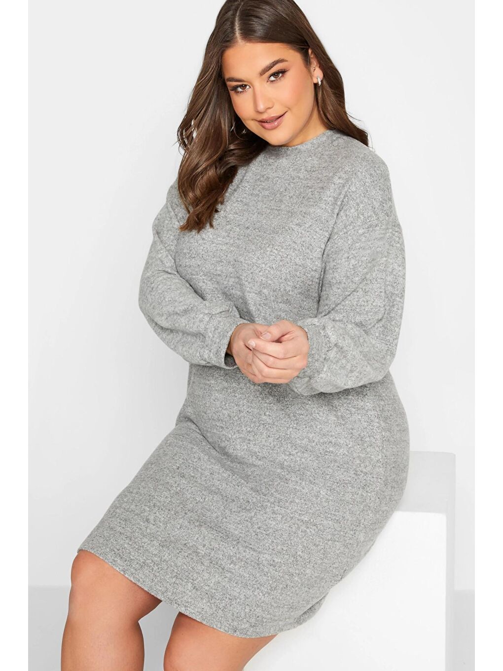 Gri Büyük Beden Elastanlı Uzun Kollu Yuvarlak Yaka Triko Elbise 301736-4