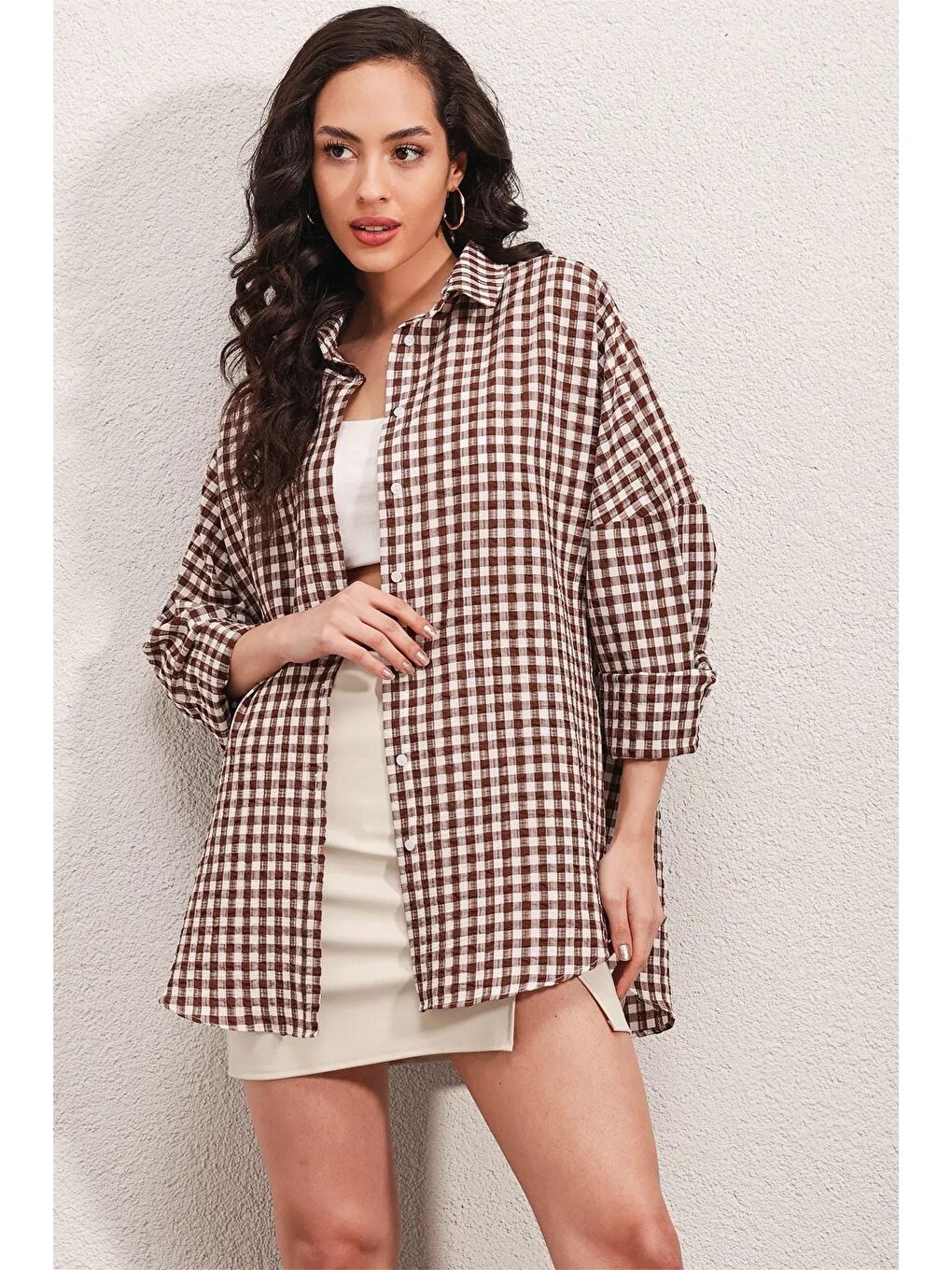 Kadın Kahverengi Kareli Oversize Gömlek HZL22W-BD1201451-1