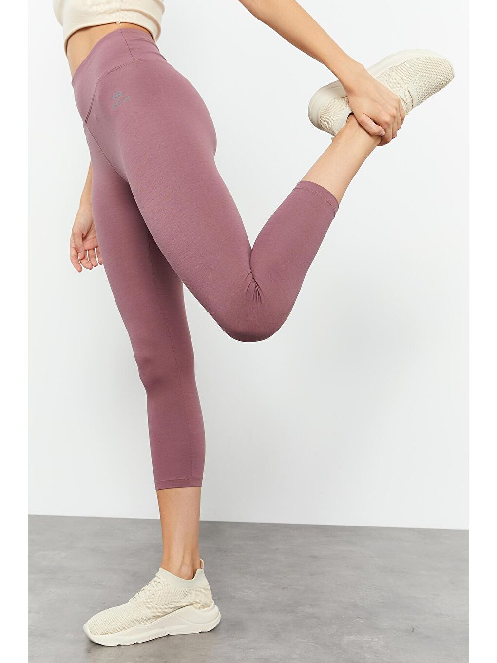 TOMMYLIFE Pembe Gül Kurusu Yüksek Bel Slim Fit Dar Paça Kadın Kapri Tayt - 93097 - 3