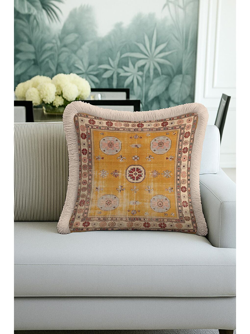 Karışık Saray Halı Motifli Saçaklı Yastık Kılıfı - Vintage Rustik Altın Renkli Püsküllü Kırlent Kılıfı