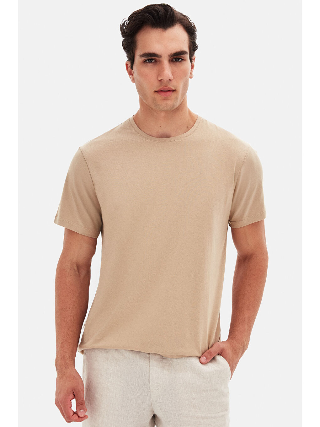 Slim Fit Bej Bisiklet Yaka %100 Pamuklu Nefes Alabilen Tişört-1