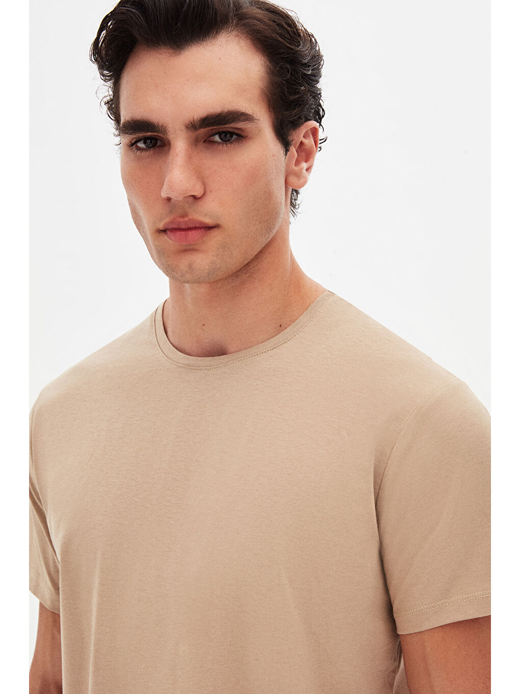 Slim Fit Bej Bisiklet Yaka %100 Pamuklu Nefes Alabilen Tişört-2